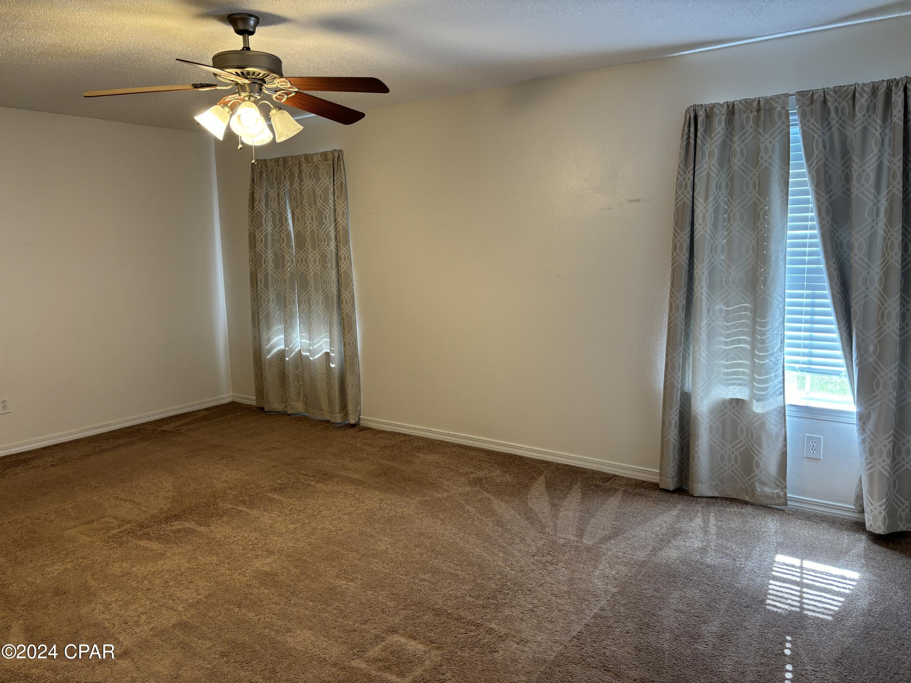 Hammocks - Residential Lease