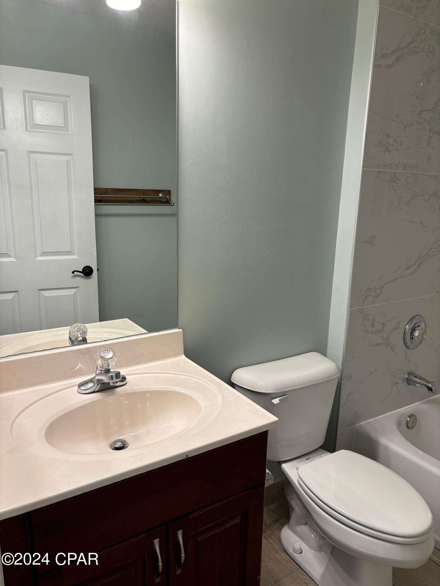 Hammocks - Residential Lease