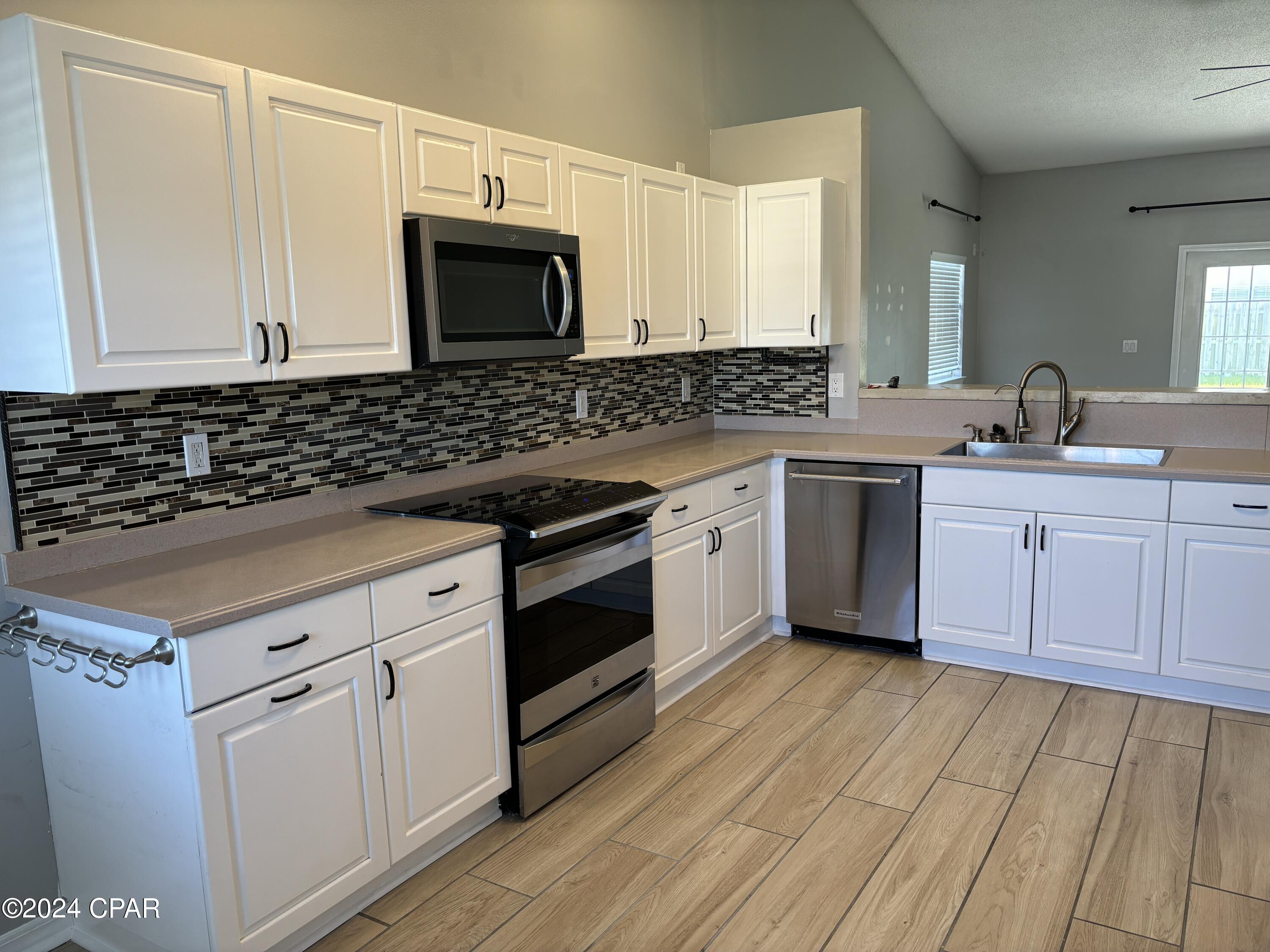 Hammocks - Residential Lease