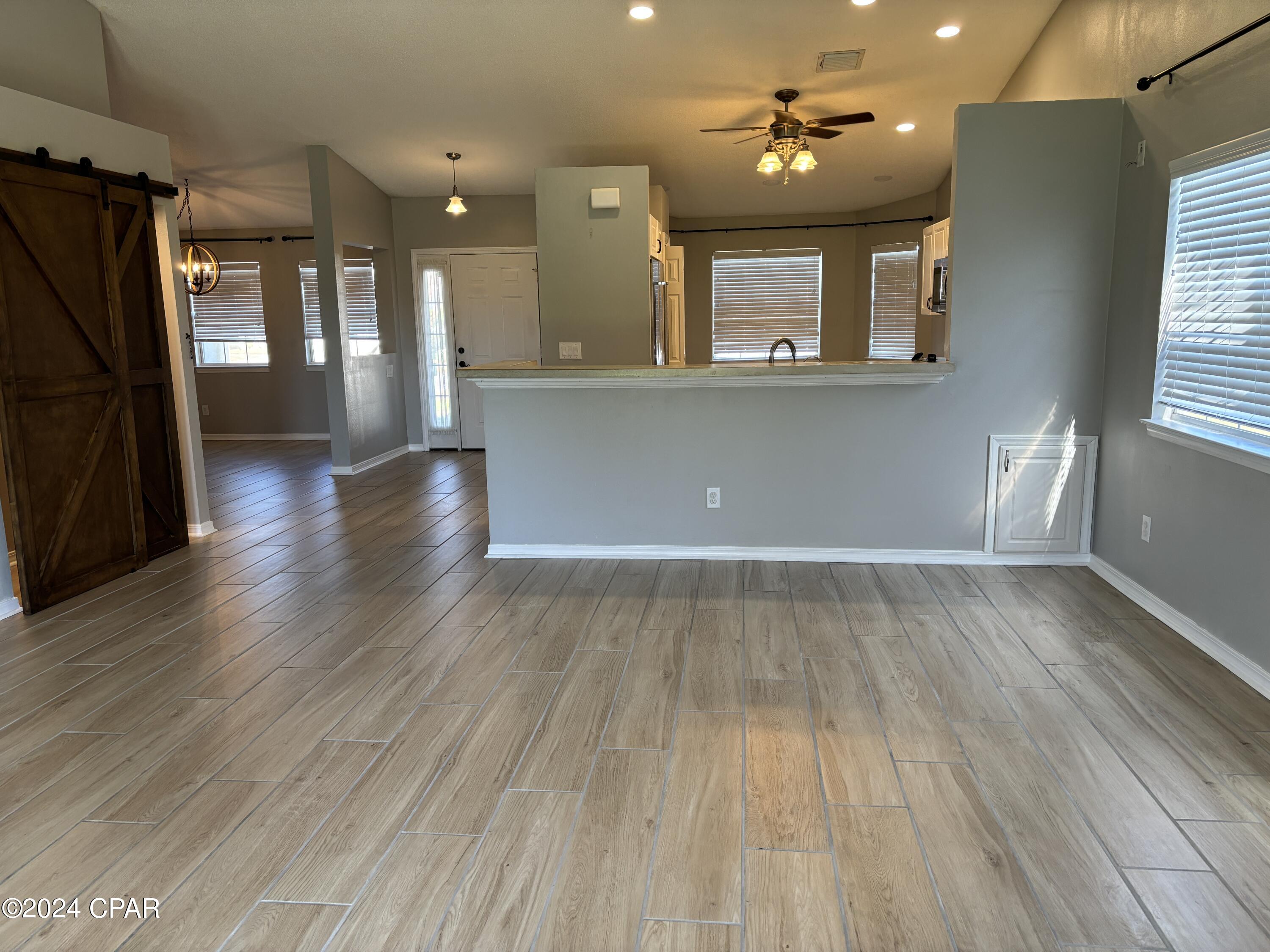 Hammocks - Residential Lease