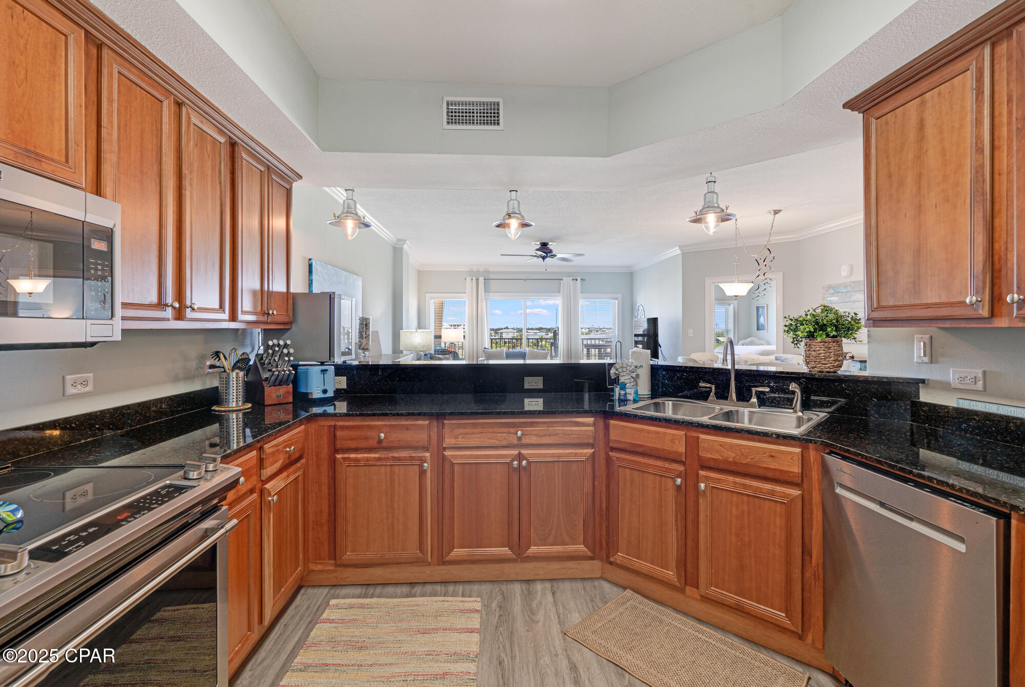 Paradise Shores - Residential