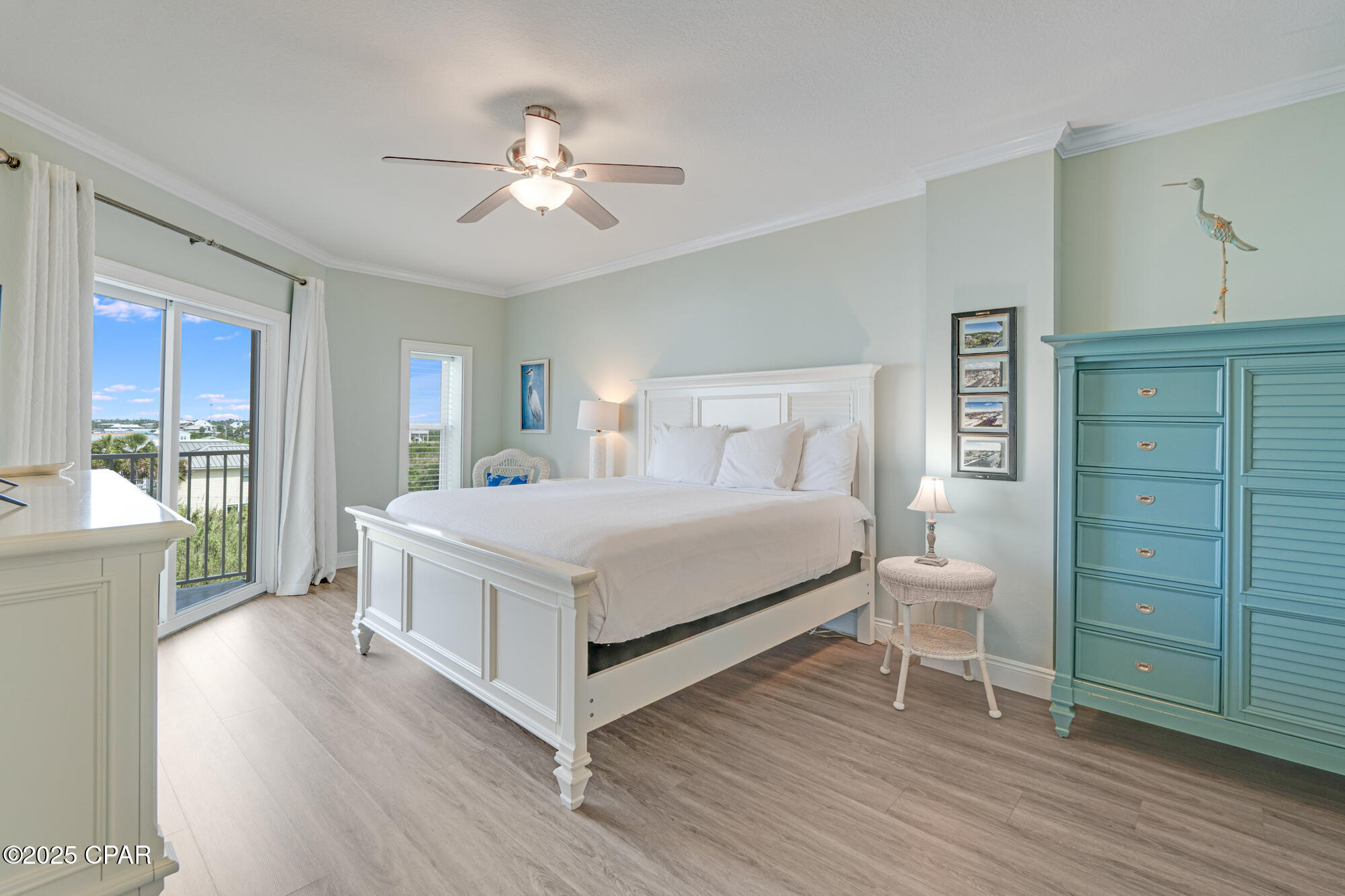 Paradise Shores - Residential