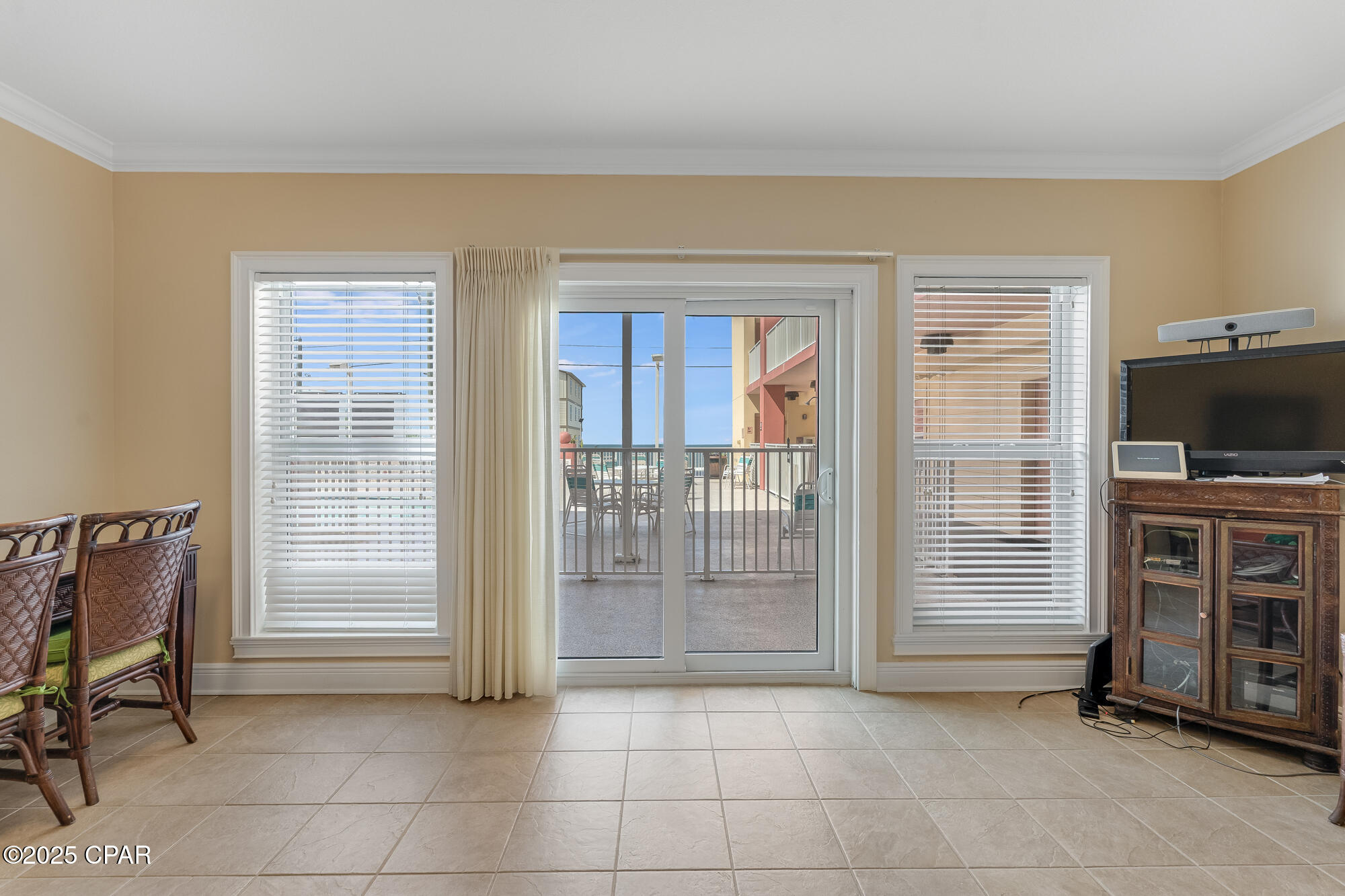 Paradise Shores - Residential