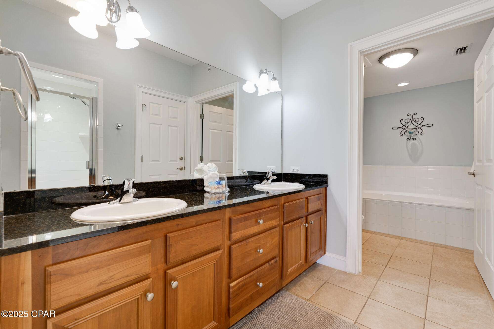 Paradise Shores - Residential