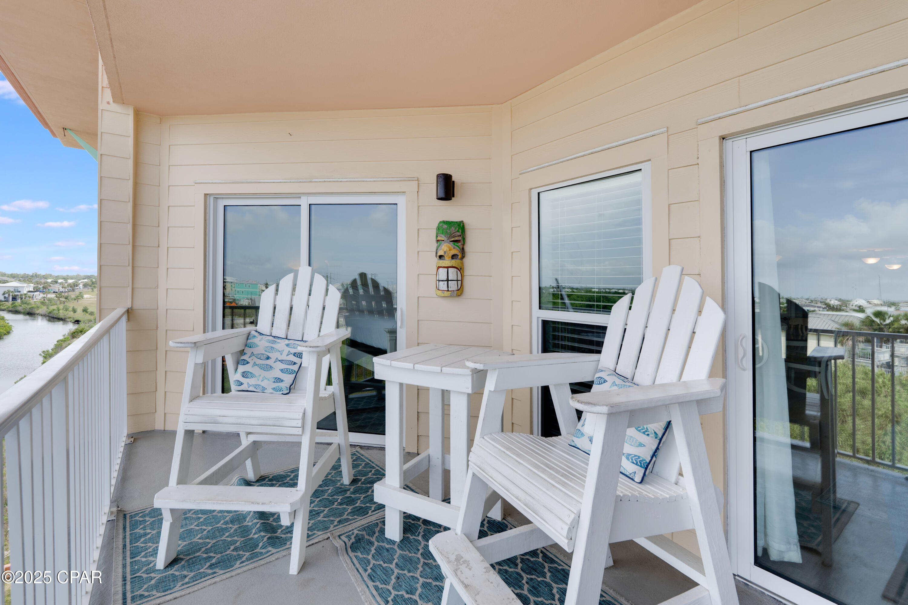 Paradise Shores - Residential