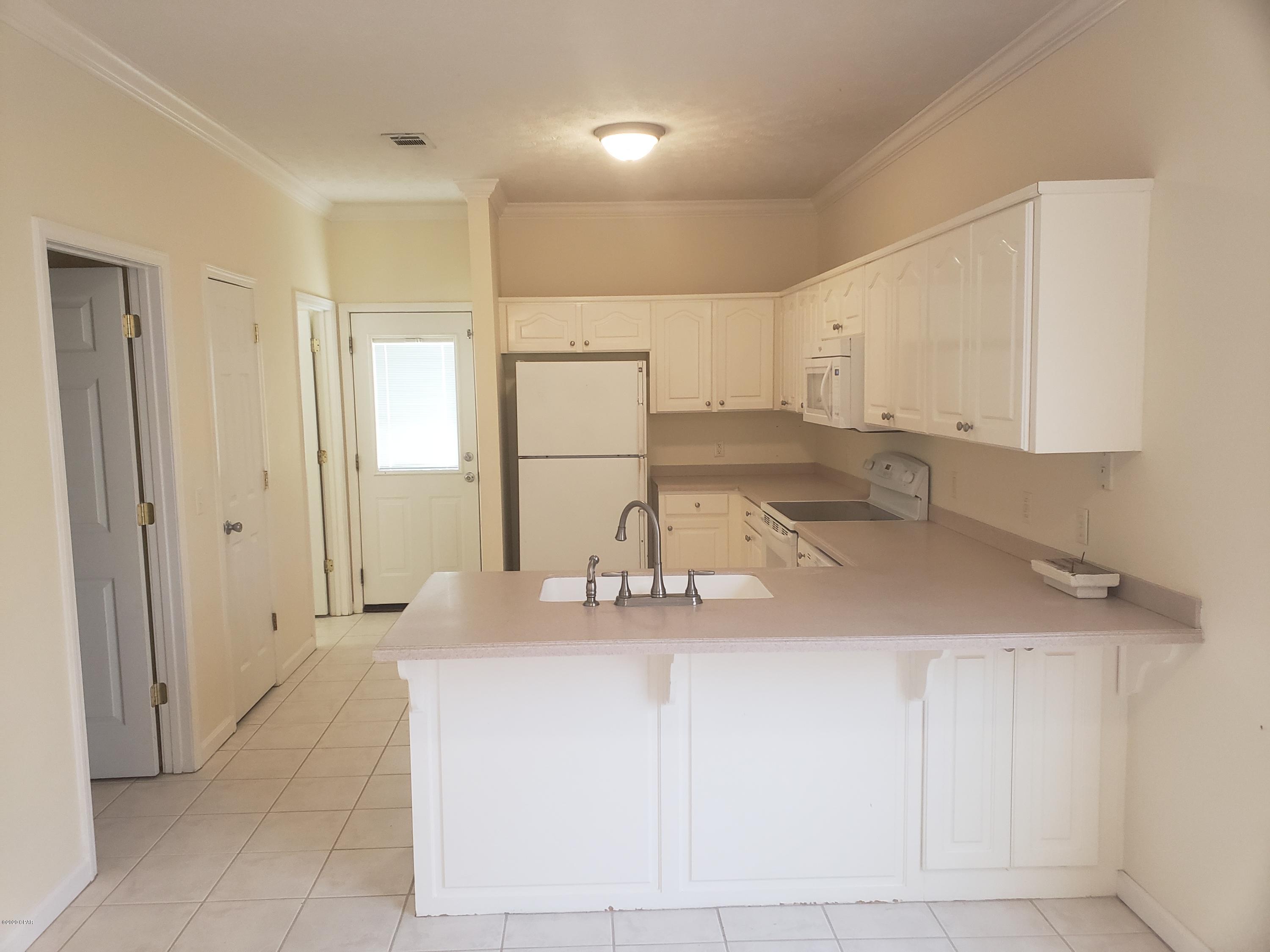 Crescent Beach Unit 1 - Residential Lease