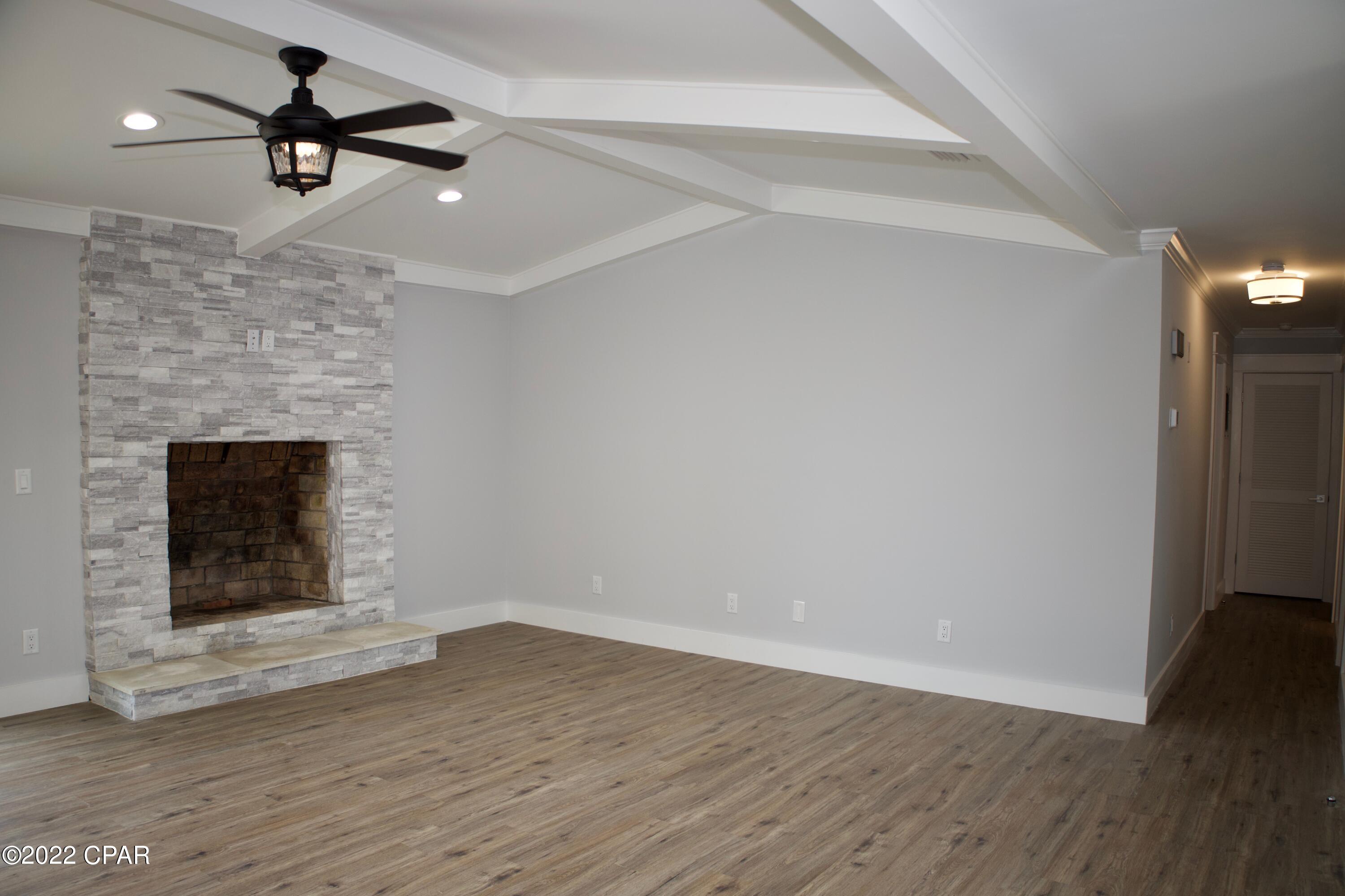 Belaire Estates Replat - Residential