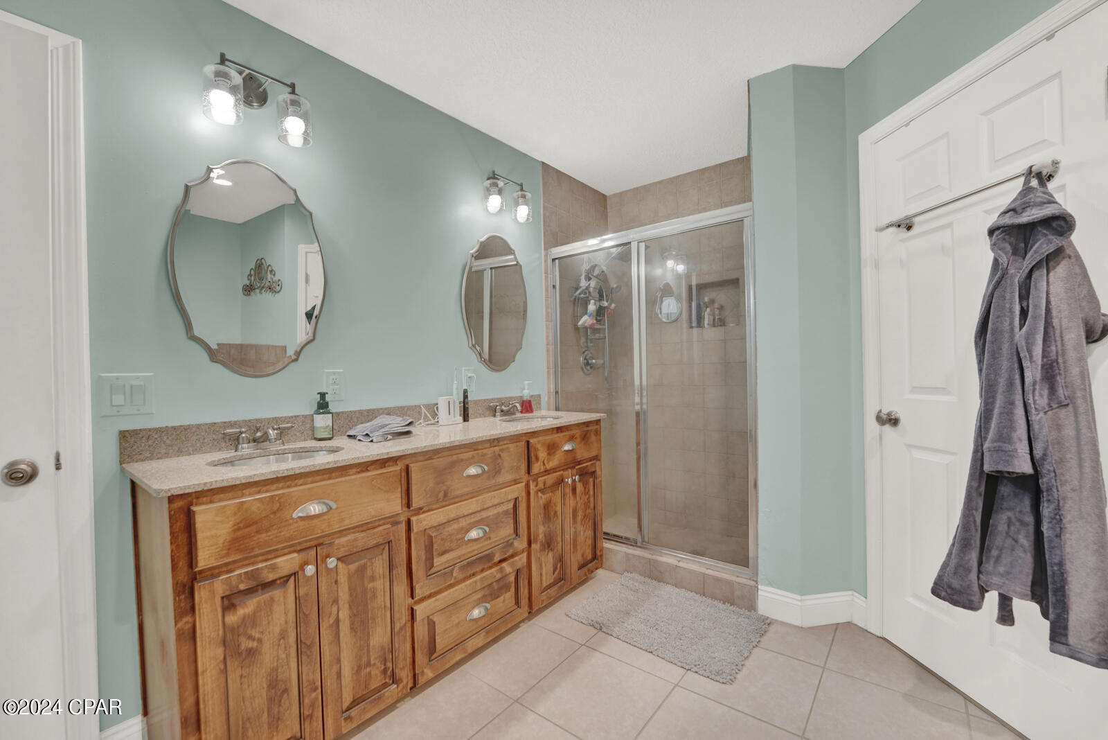 Oakcrest Unit 1 - Residential