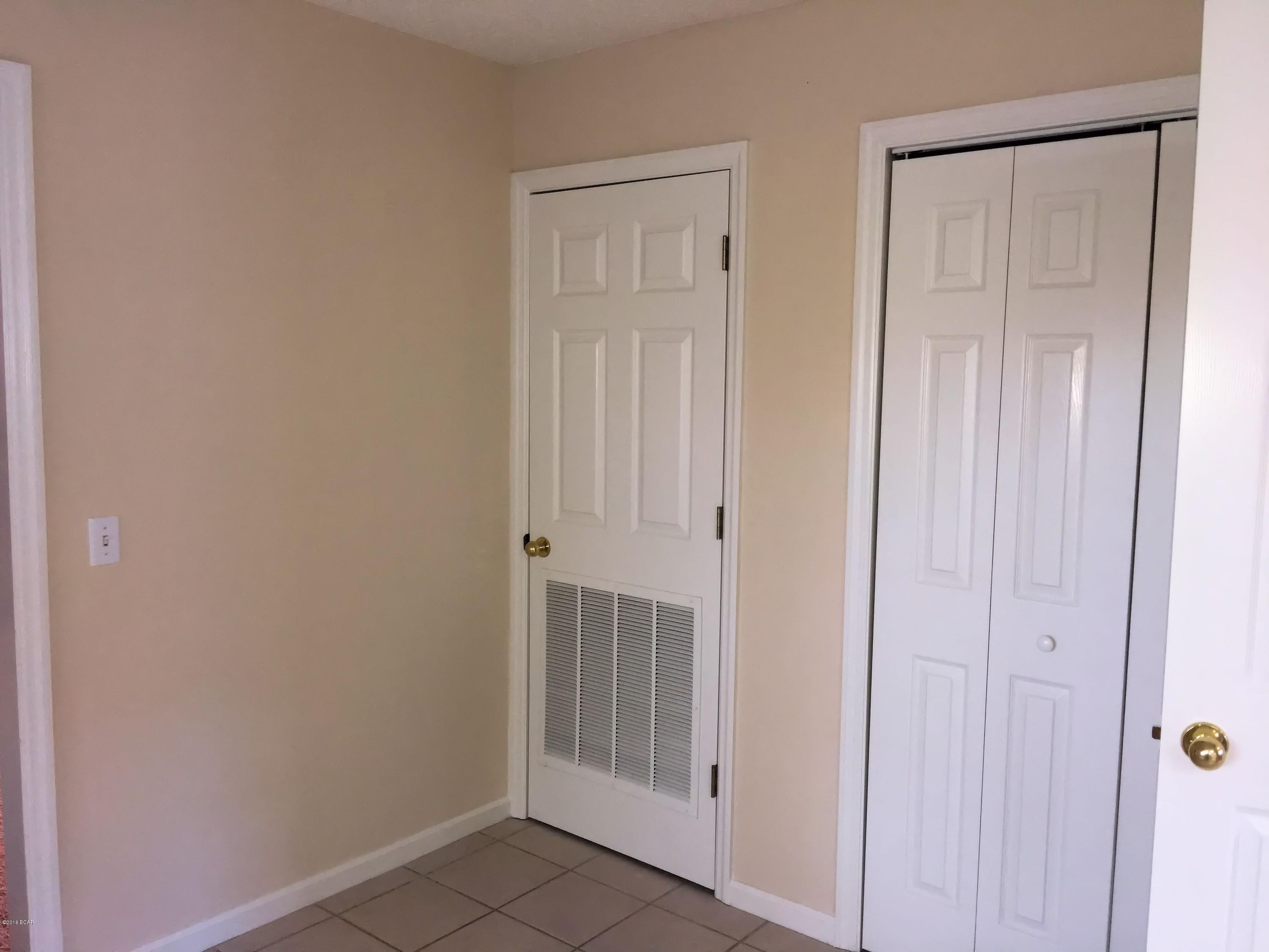 Highway 22 West Estates - Residential