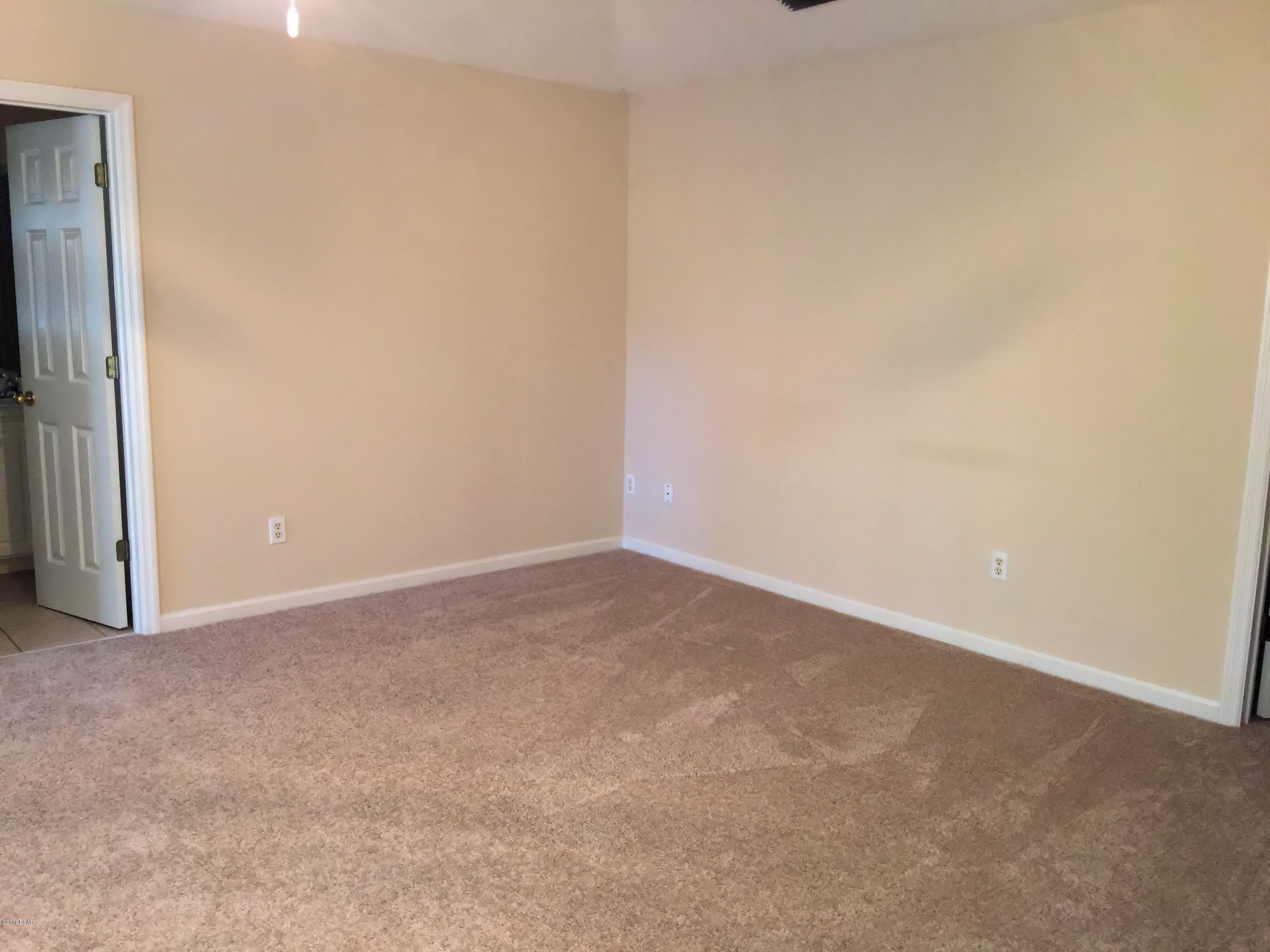 Highway 22 West Estates - Residential