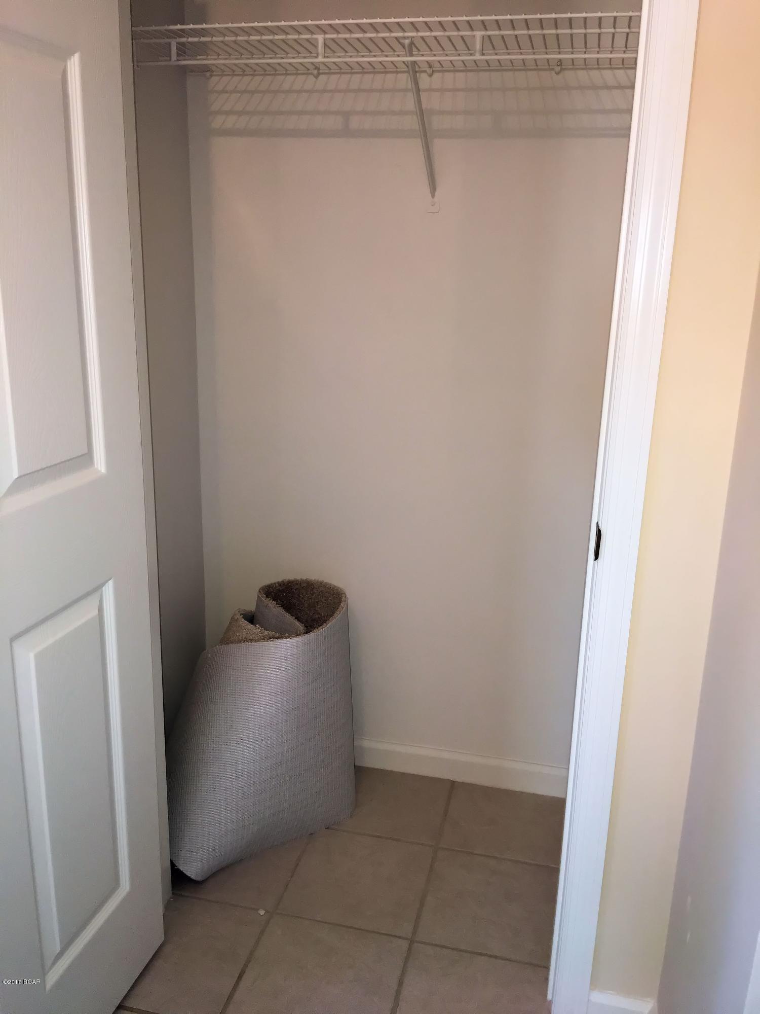 Highway 22 West Estates - Residential