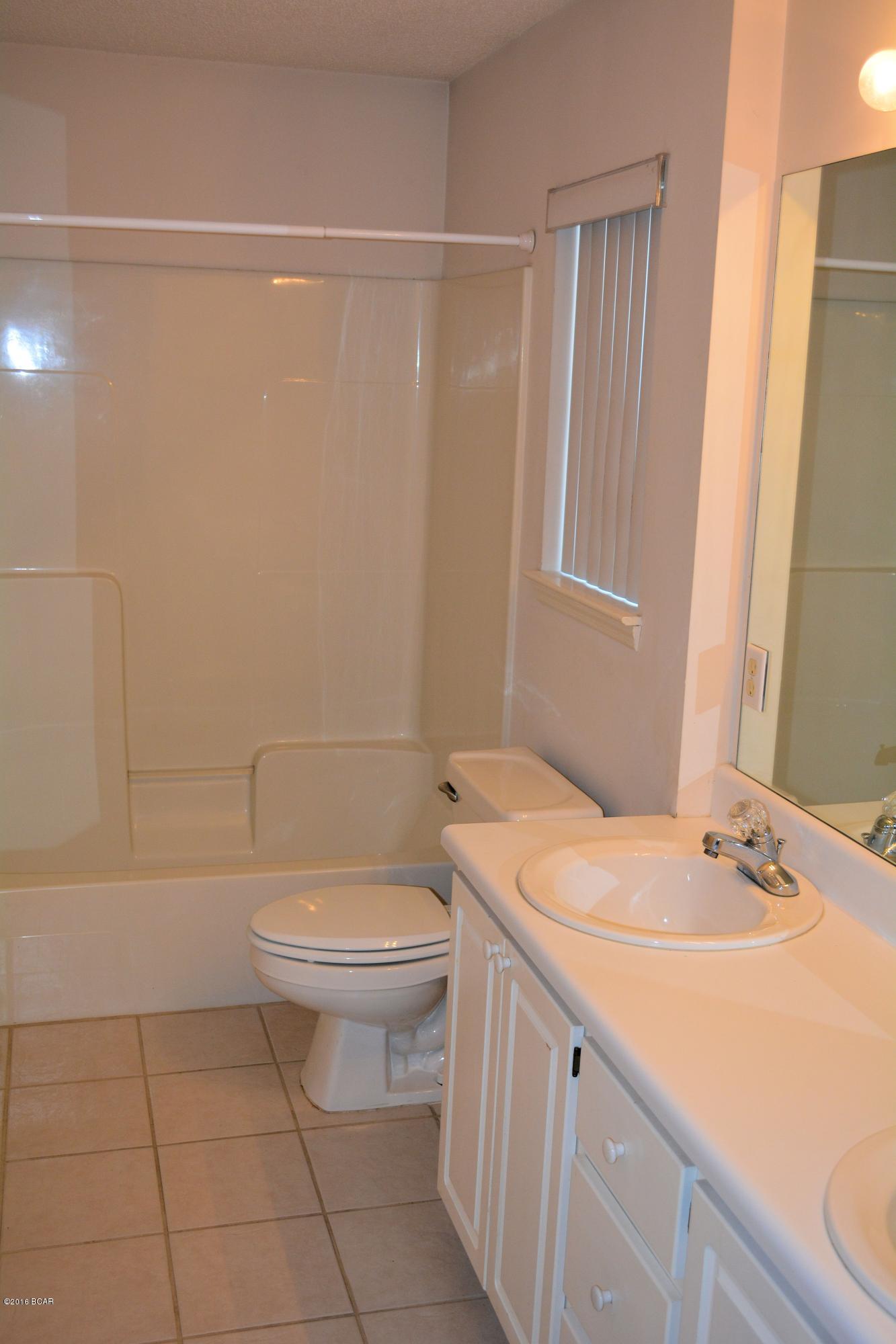 Highway 22 West Estates - Residential