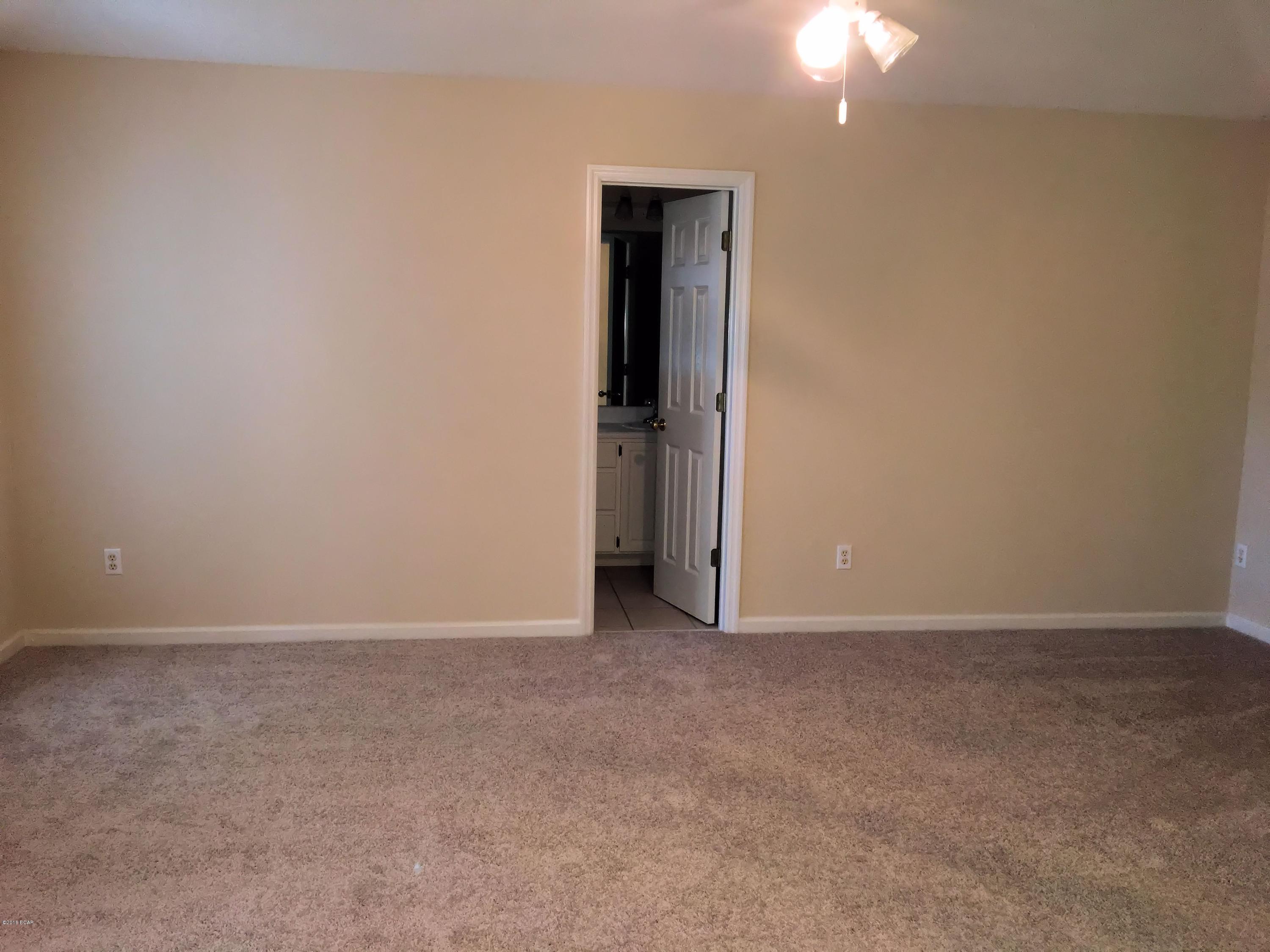 Highway 22 West Estates - Residential