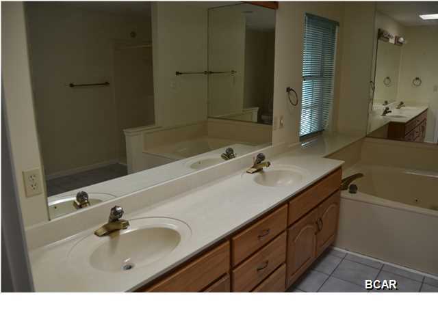 Imperial Oaks - Residential