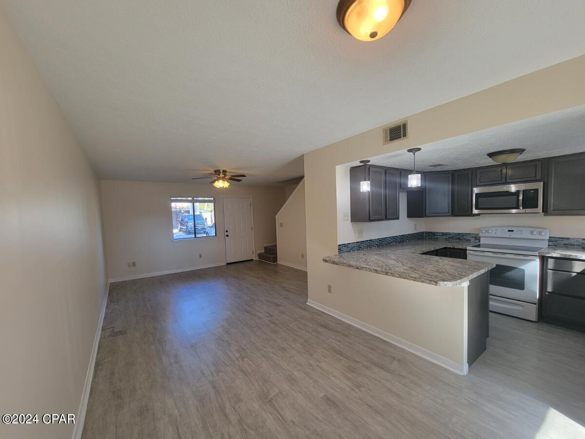 [No Recorded Subdiv] - Residential Lease