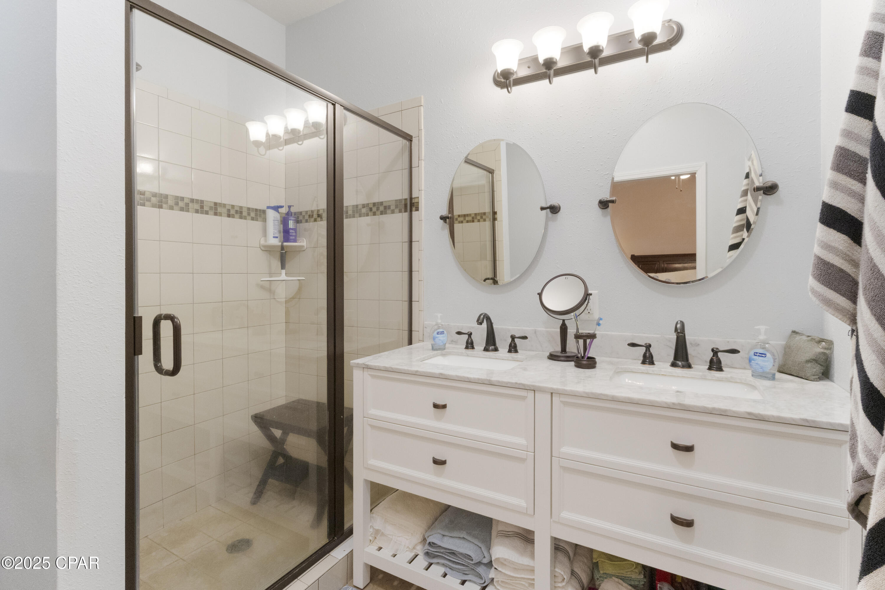 Cove Terrace 2nd Add - Residential