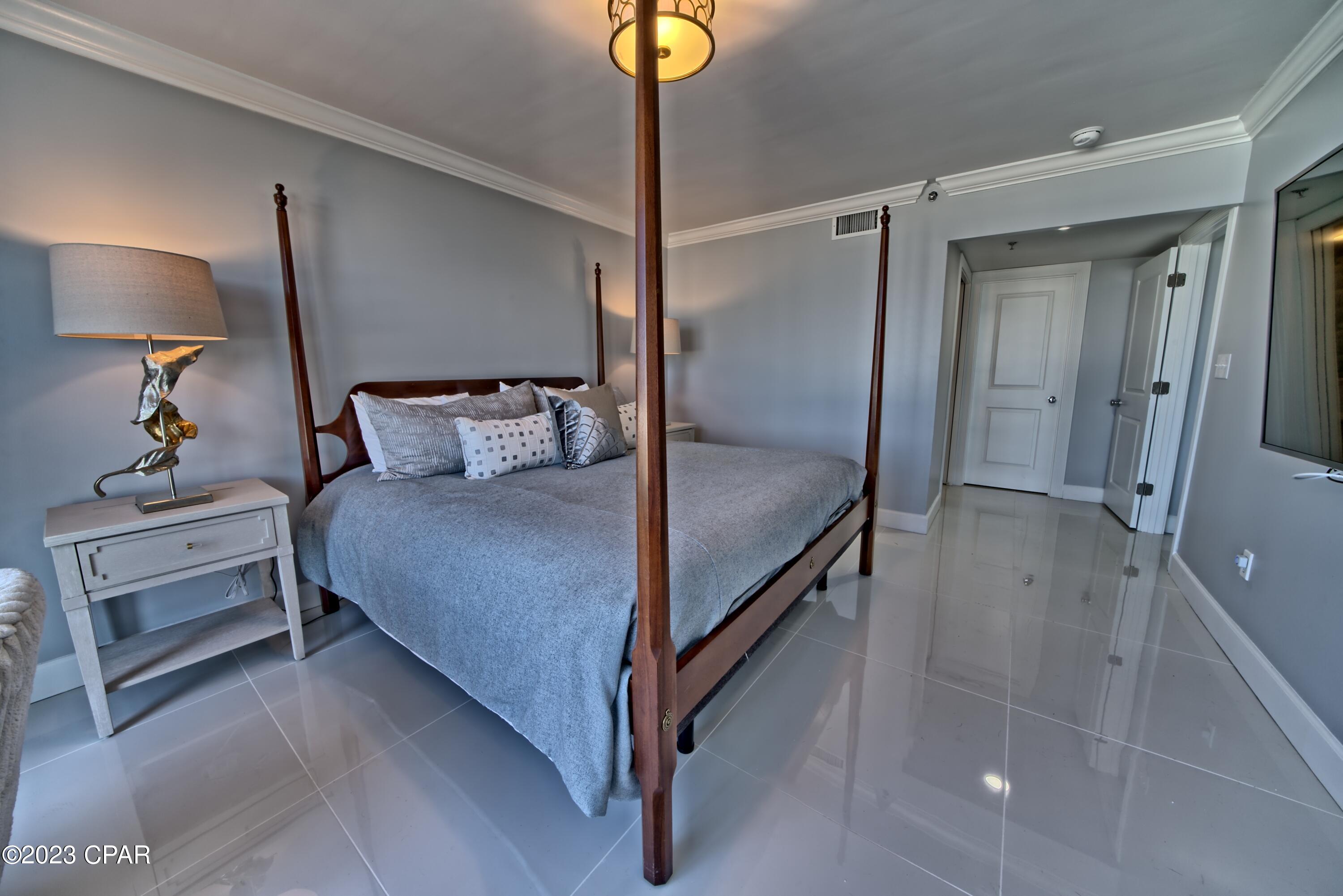 Long Beach Towers II - Residential