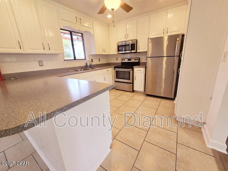 [No Recorded Subdiv] - Residential Lease