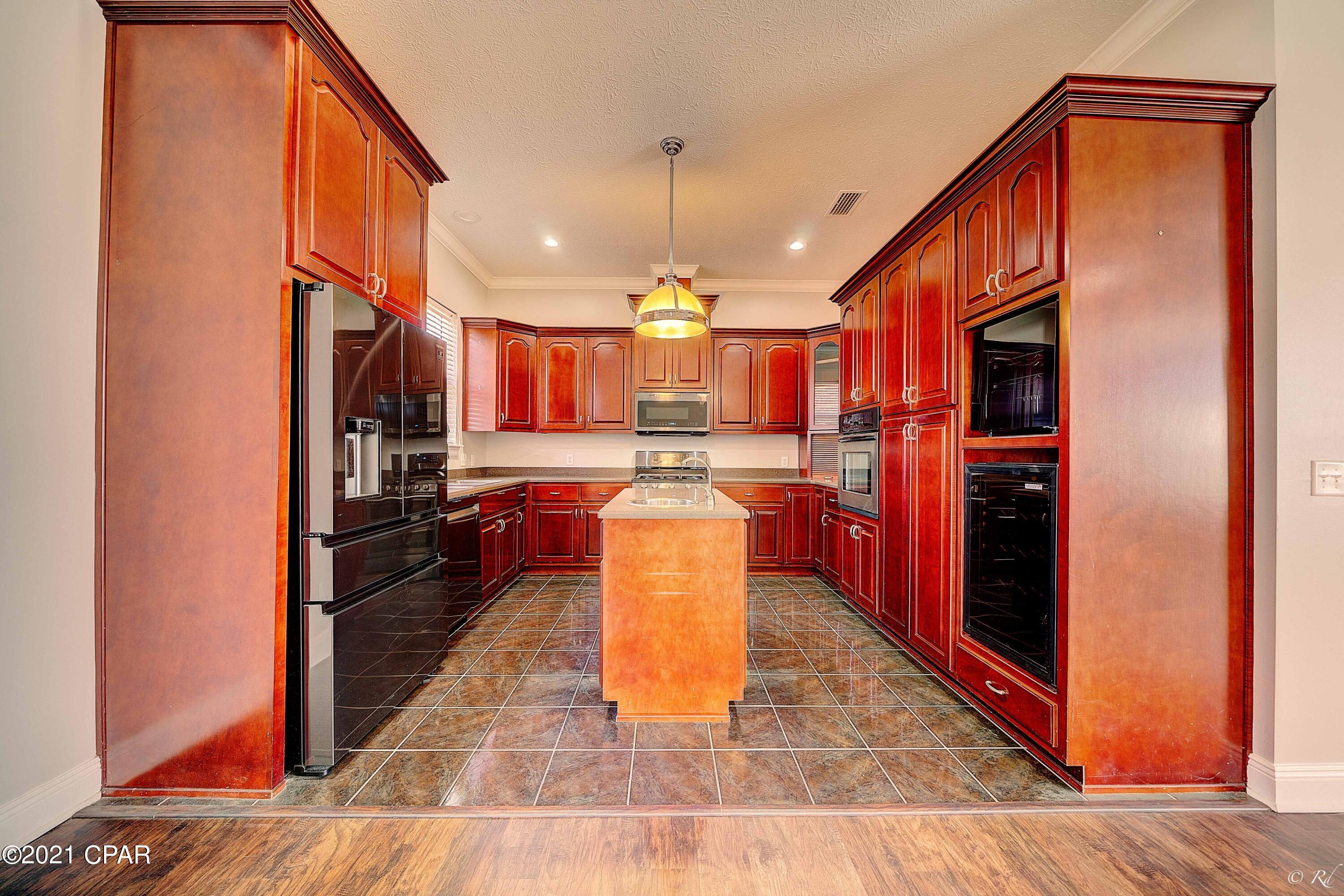 Forest Hills Unit 1 - Residential