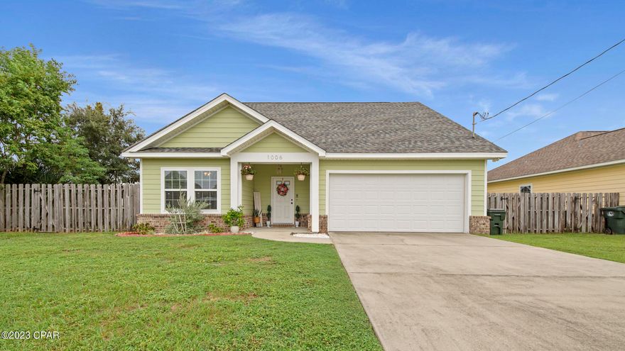 Beautifully well-maintained home in the heart of Lynn Haven!  This home has a seven-foot long breakfast bar/island that is the focal point between the Kitchen and Great Room!  Features include granite counters, loads of soft-close cabinets, tiled floors and a Master Bedroom suite with a tiled shower and spacious walk-in closet.  The covered patio overlooks the privacy-fenced backyard and is move-in ready!  And, NO HOA Fees!!  See it today!