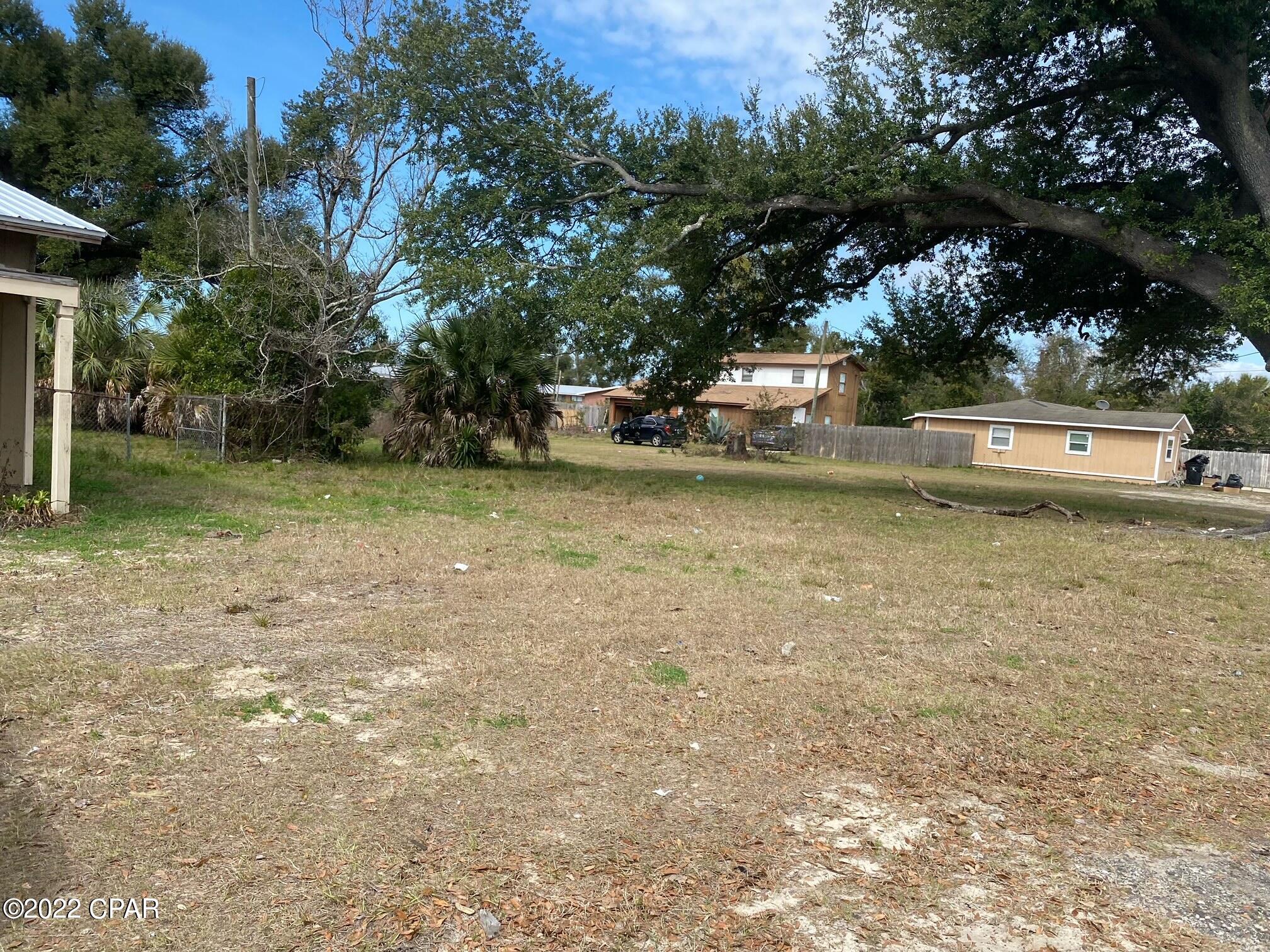 Grove Hill - Land