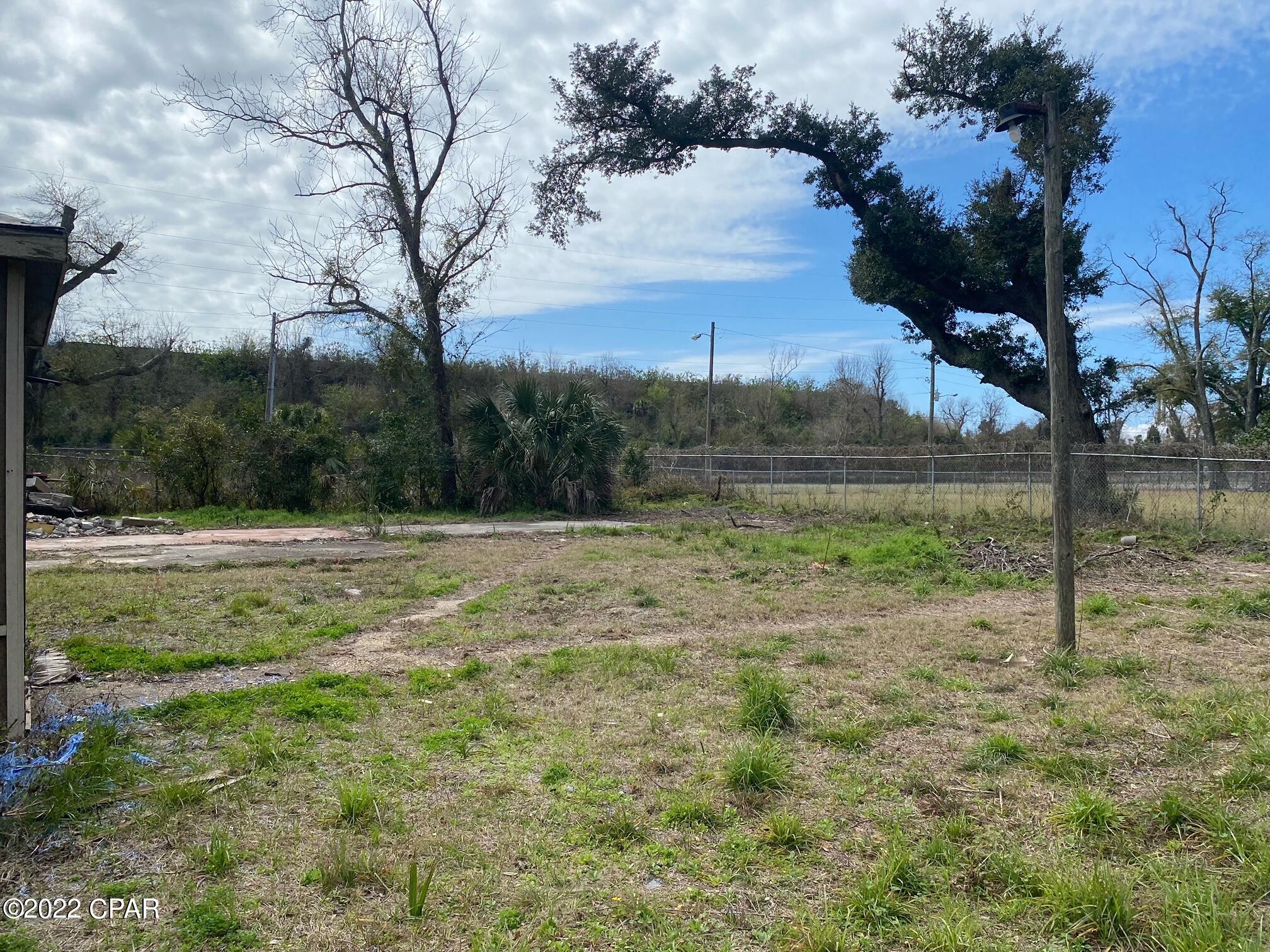Grove Hill - Land