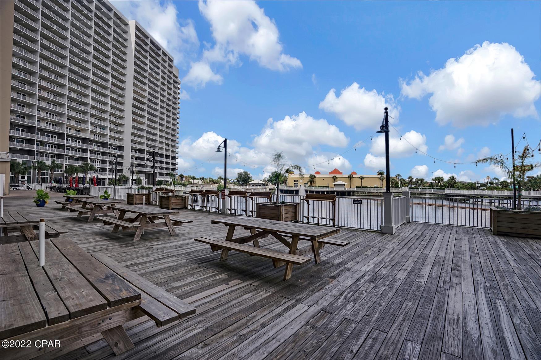 Laketown Wharf - Residential