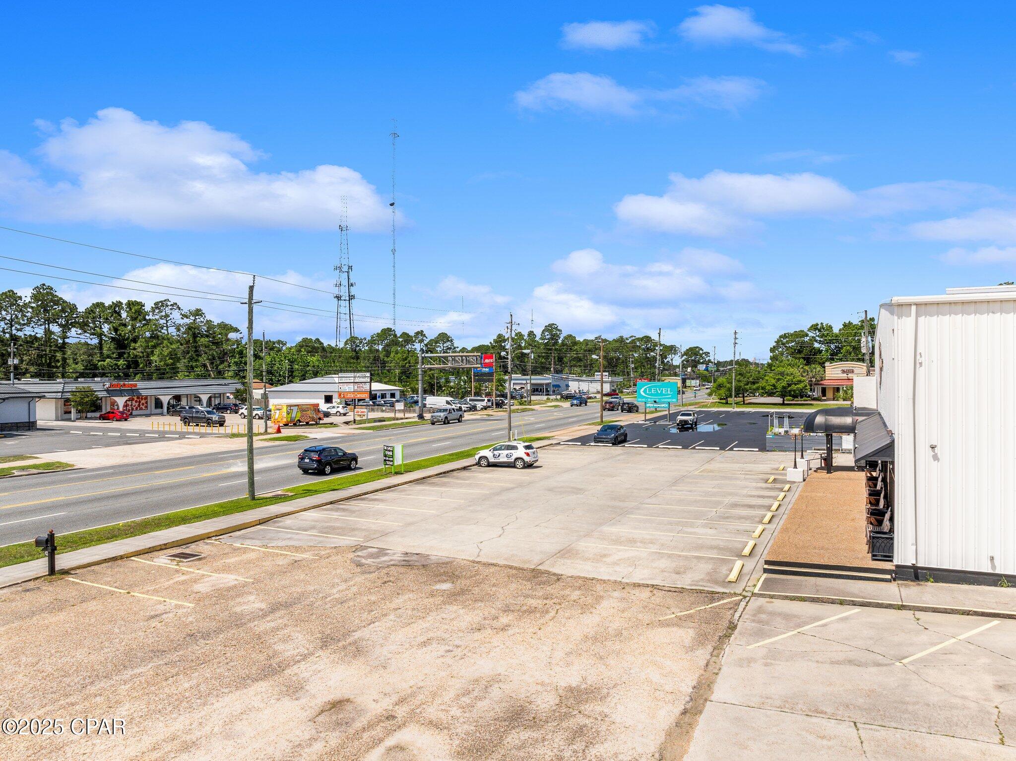 Gulf Coast Hwy - Commercial Sale