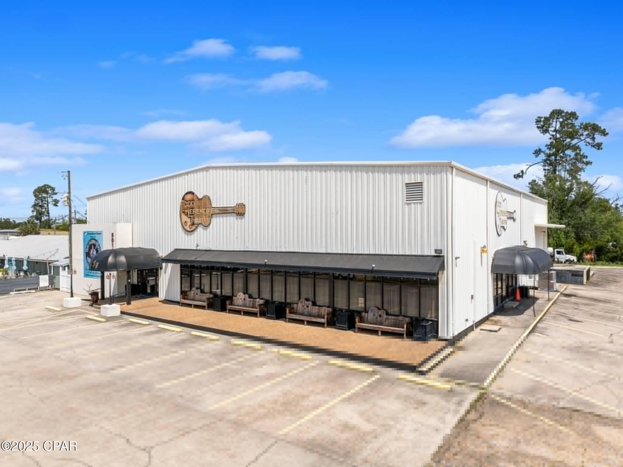 Gulf Coast Hwy - Commercial Sale