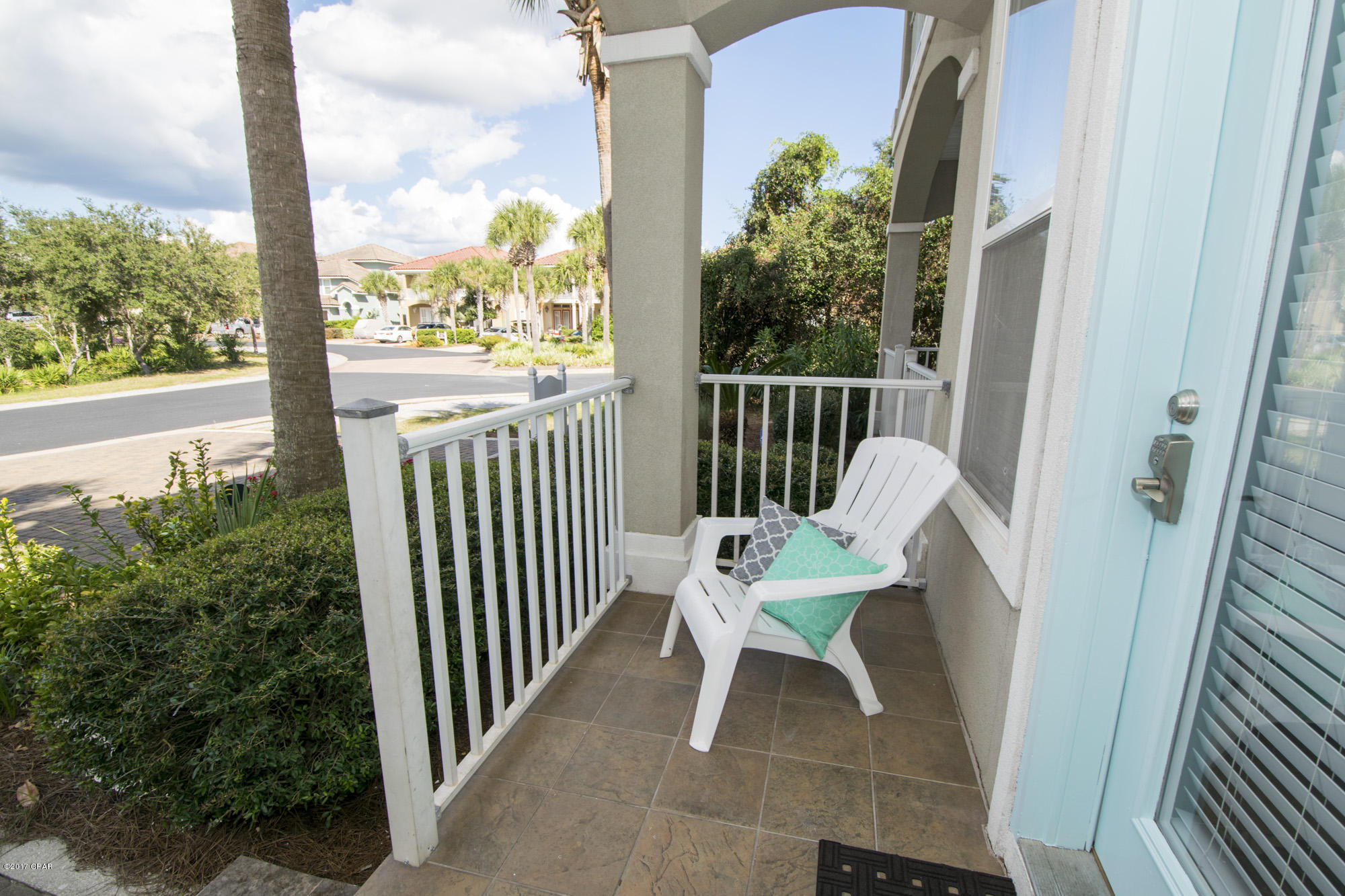 La Valencia Beach Resort - Residential