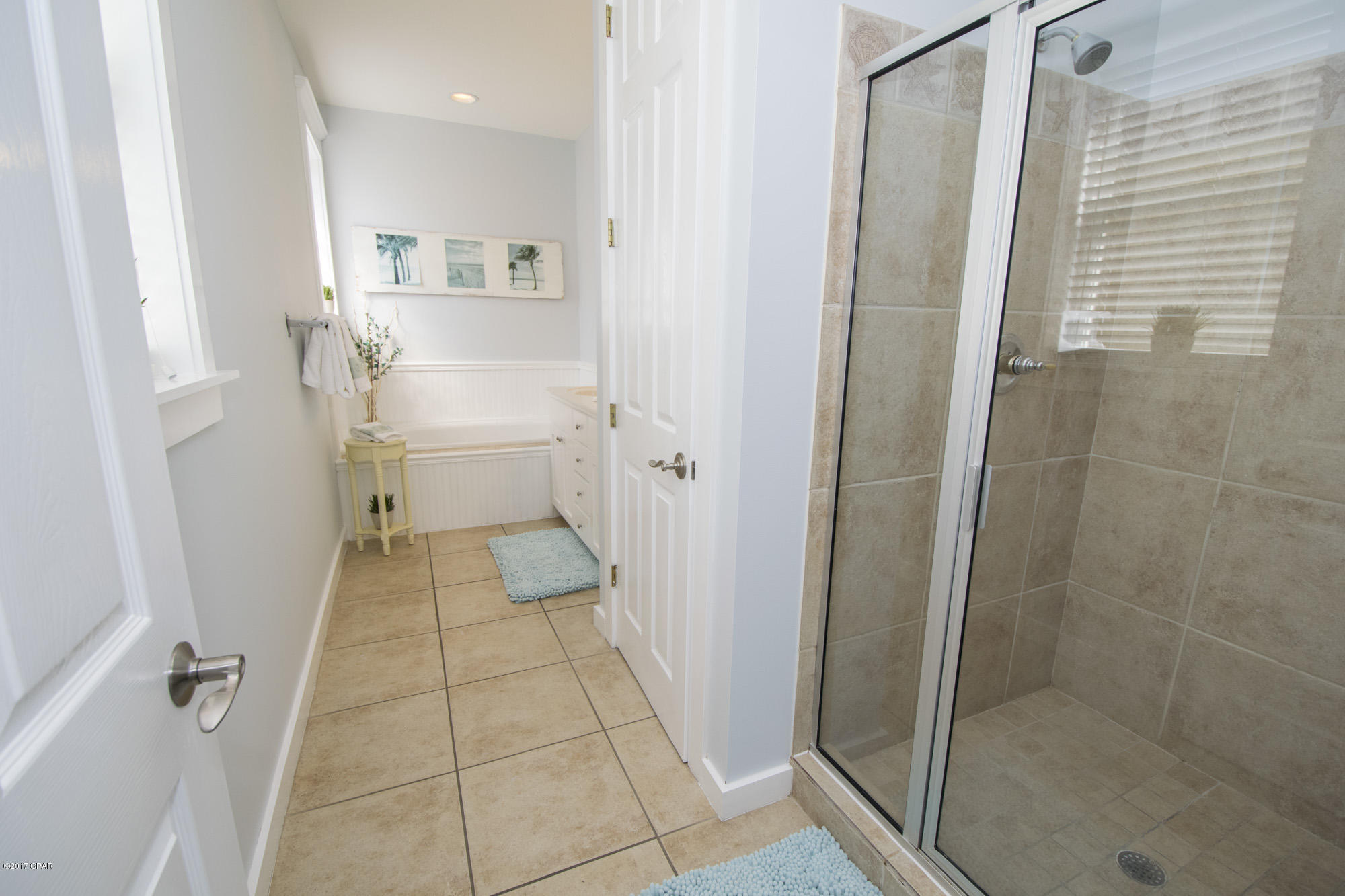 La Valencia Beach Resort - Residential