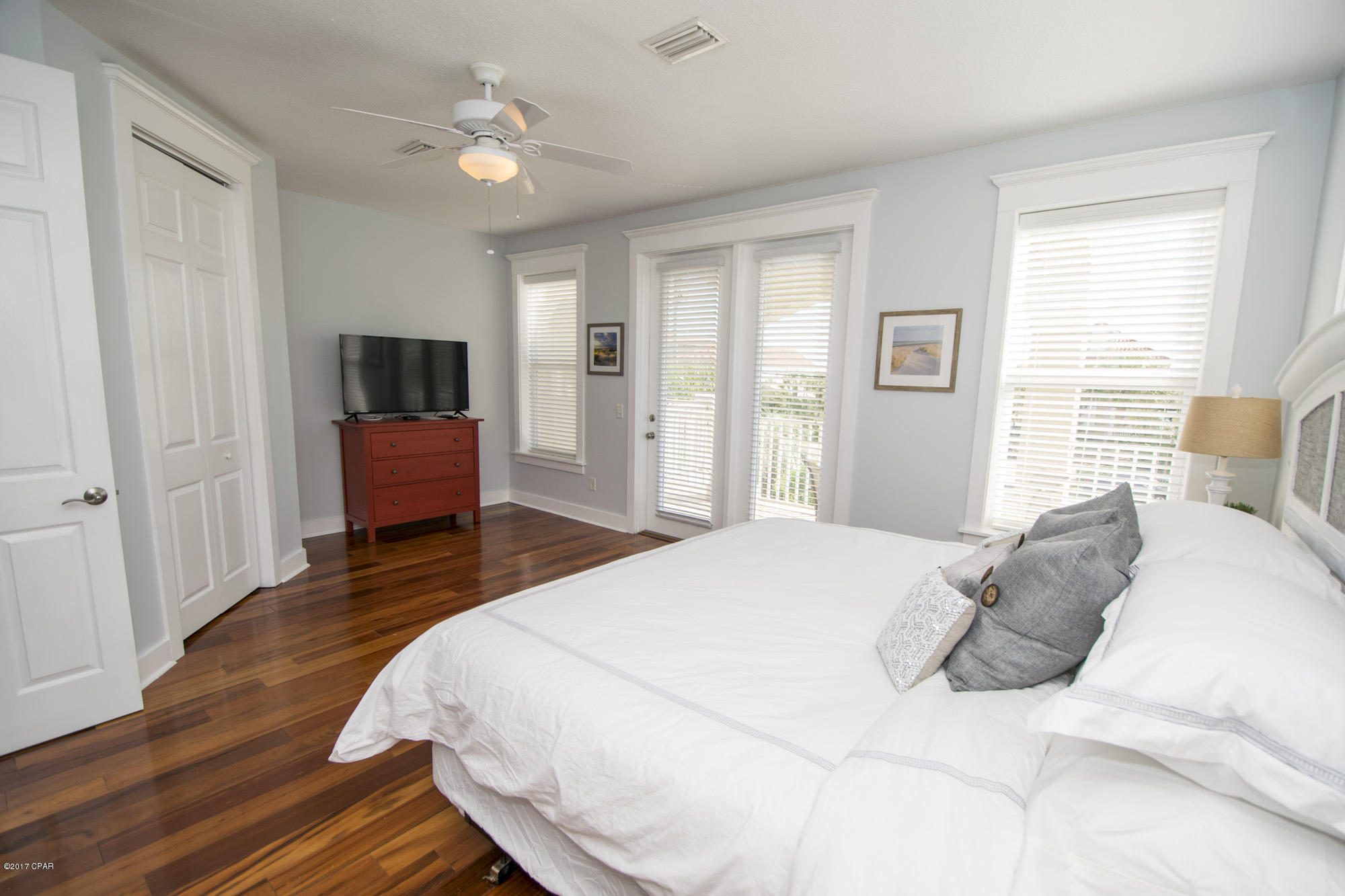 La Valencia Beach Resort - Residential