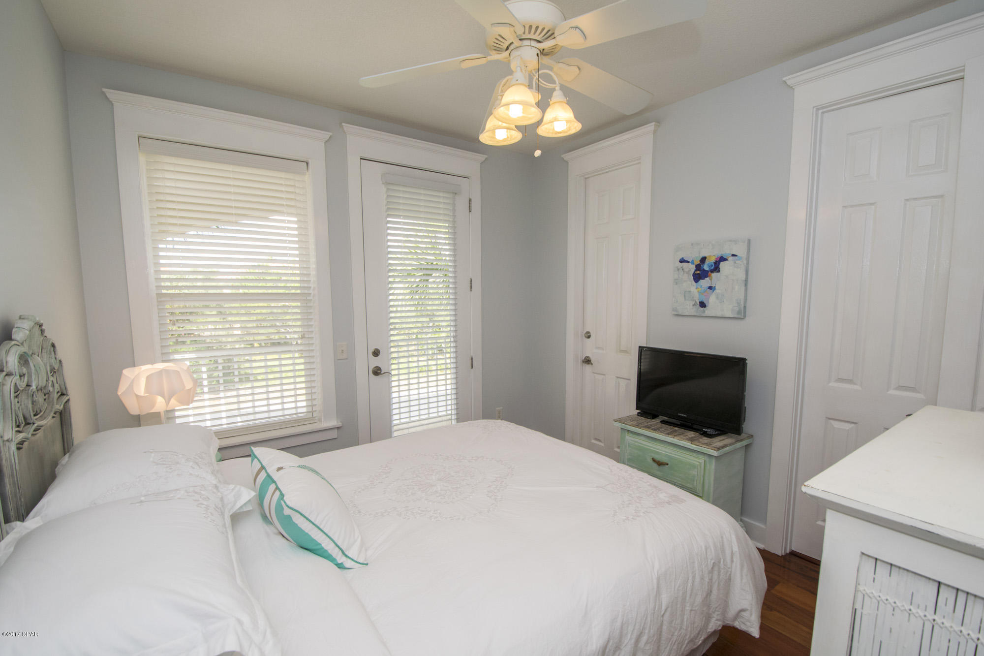 La Valencia Beach Resort - Residential