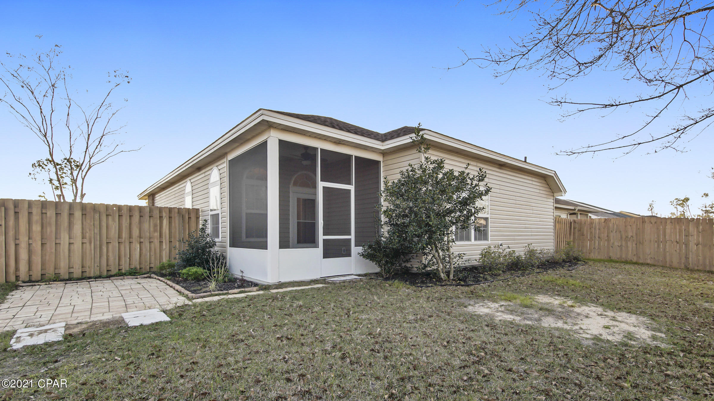 [No Recorded Subdiv] - Residential Lease