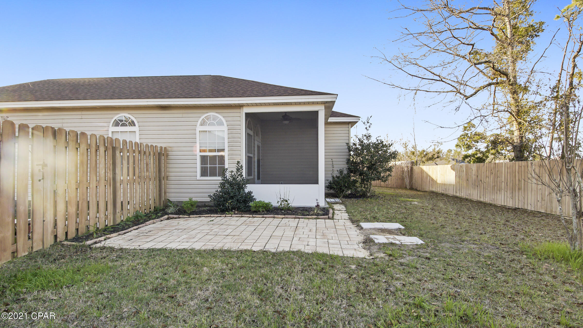 [No Recorded Subdiv] - Residential Lease