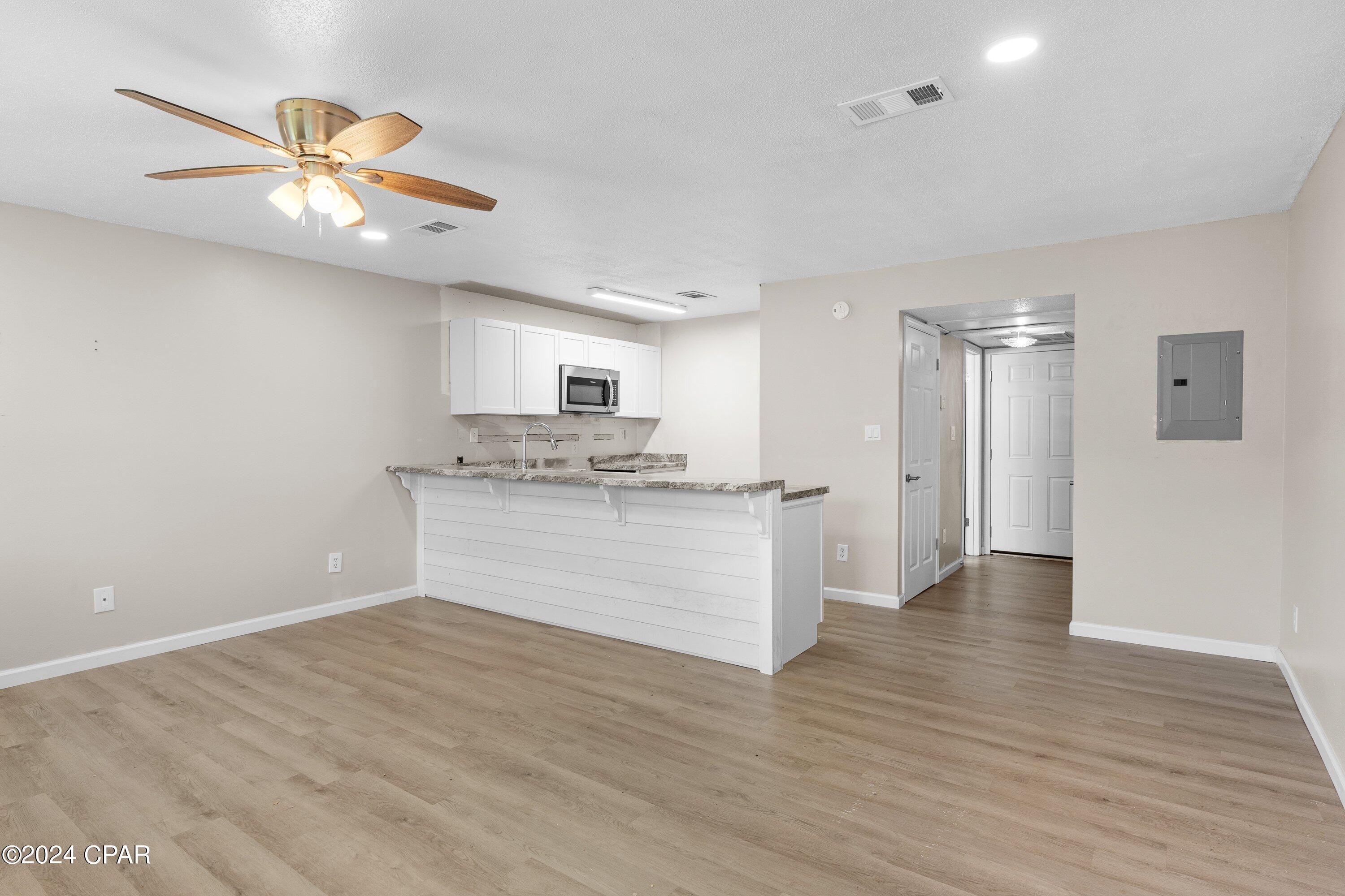 Hidden Beach Villas - Residential