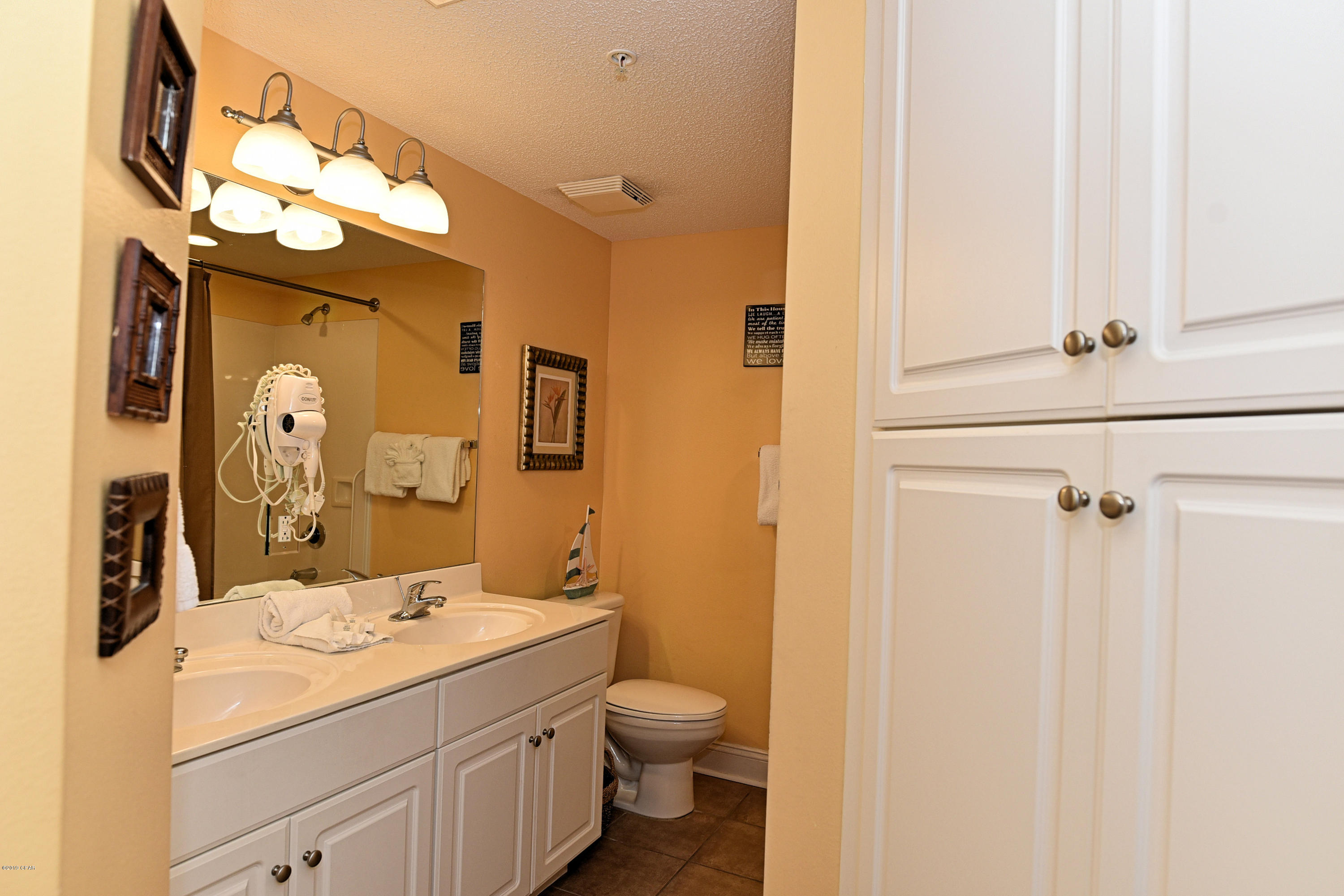 Majestic Beach Tower II - Residential