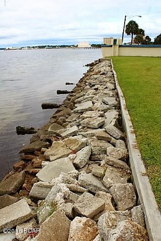 Cove Condominium - Residential