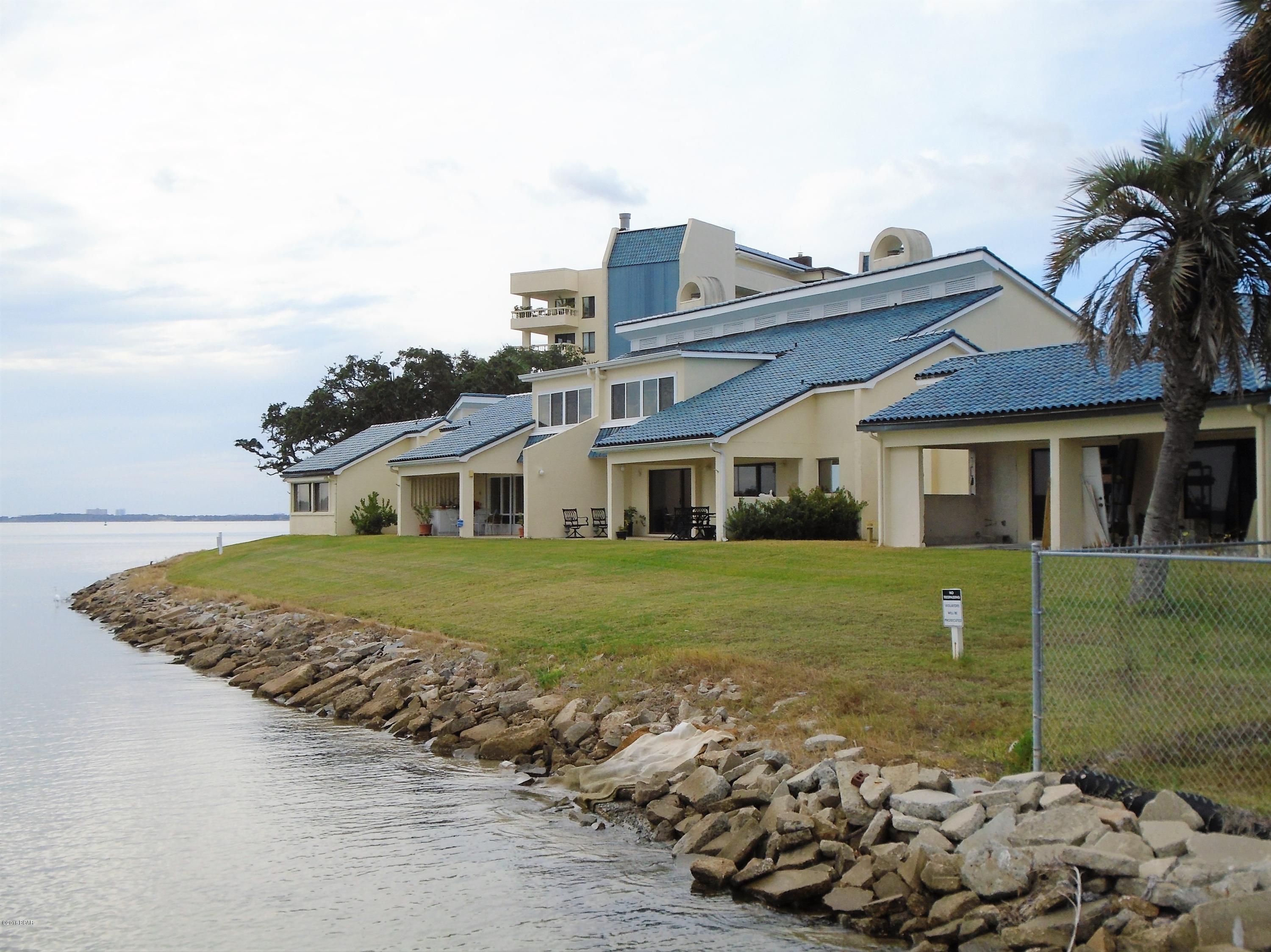 Cove Condominium - Residential