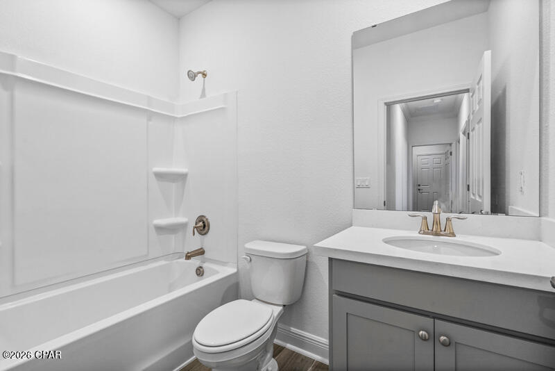 Lake Merial - Residential