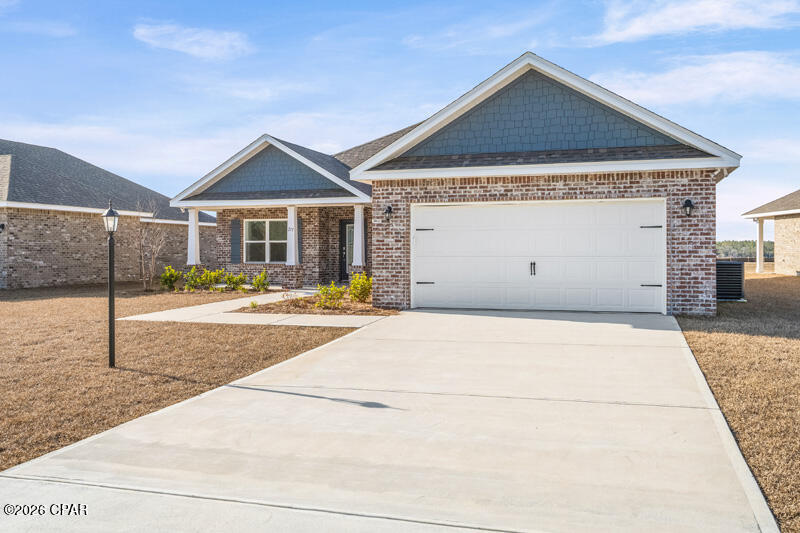 Lake Merial - Residential