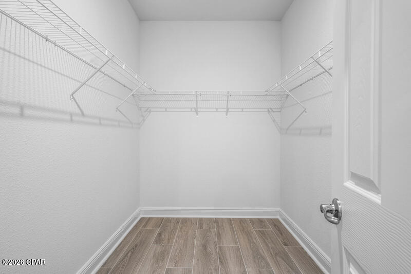 Lake Merial - Residential