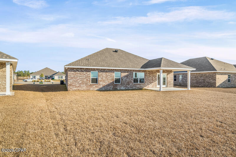 Lake Merial - Residential