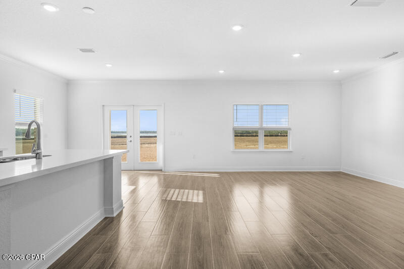 Lake Merial - Residential