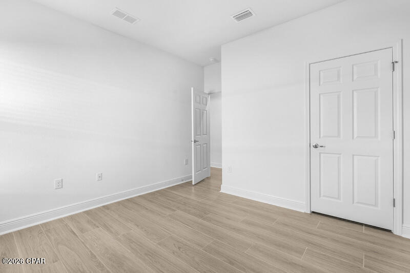 Lake Merial - Residential