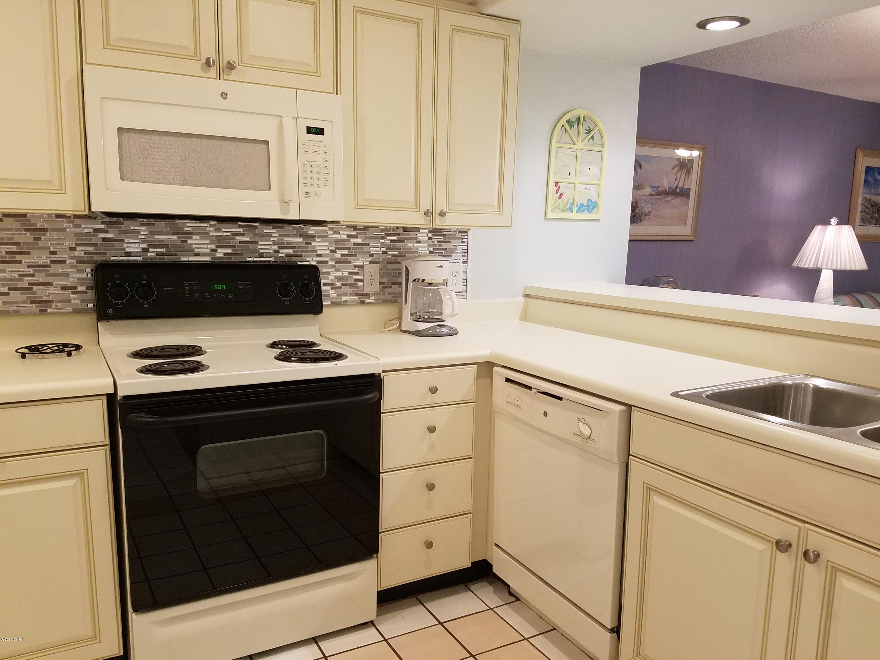 Edgewater Golf Villas III-B - Residential