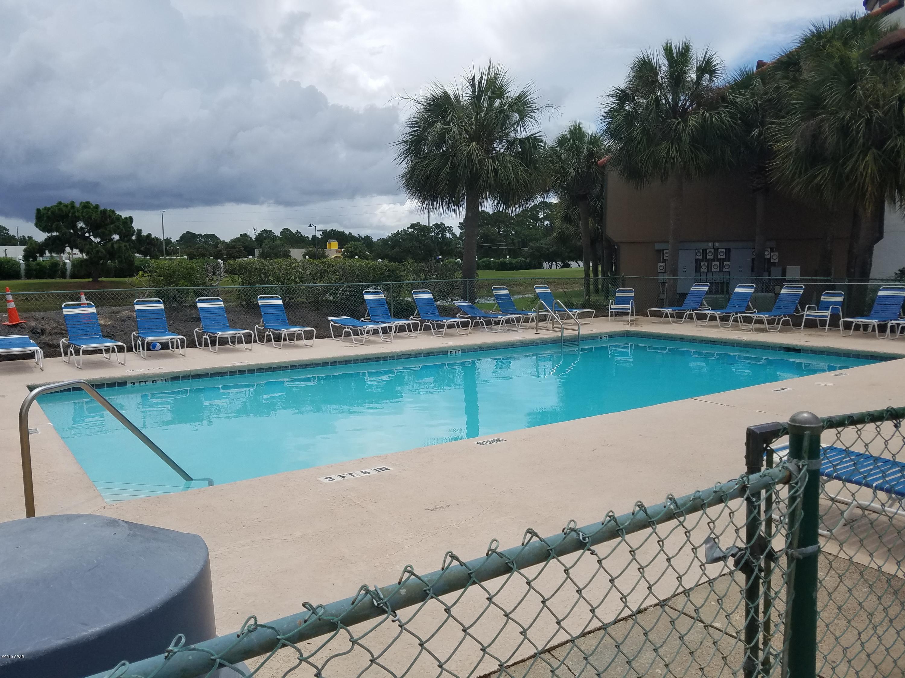 Edgewater Golf Villas III-B - Residential