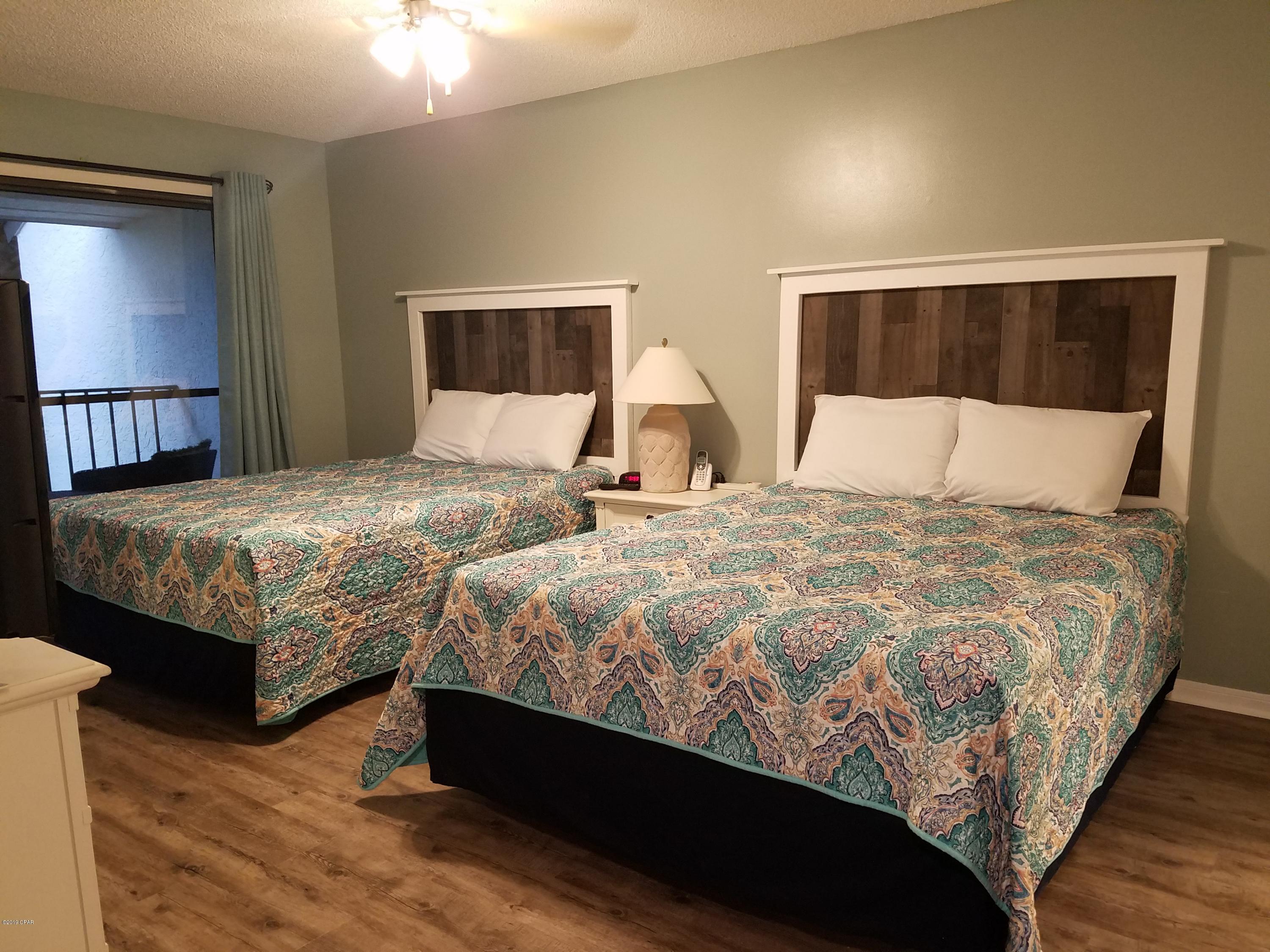 Edgewater Golf Villas III-B - Residential