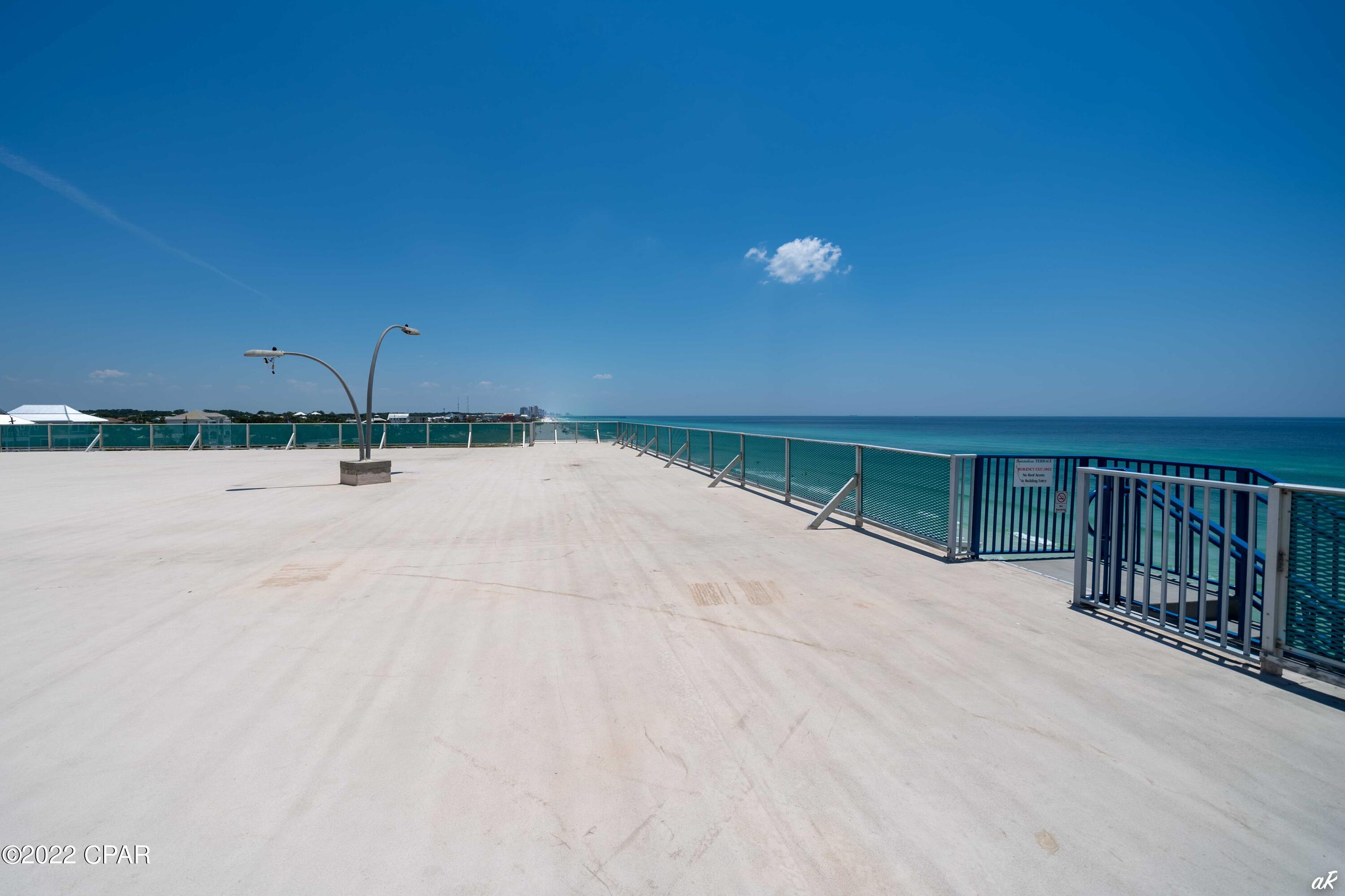 Fontainebleau Terrace - Residential