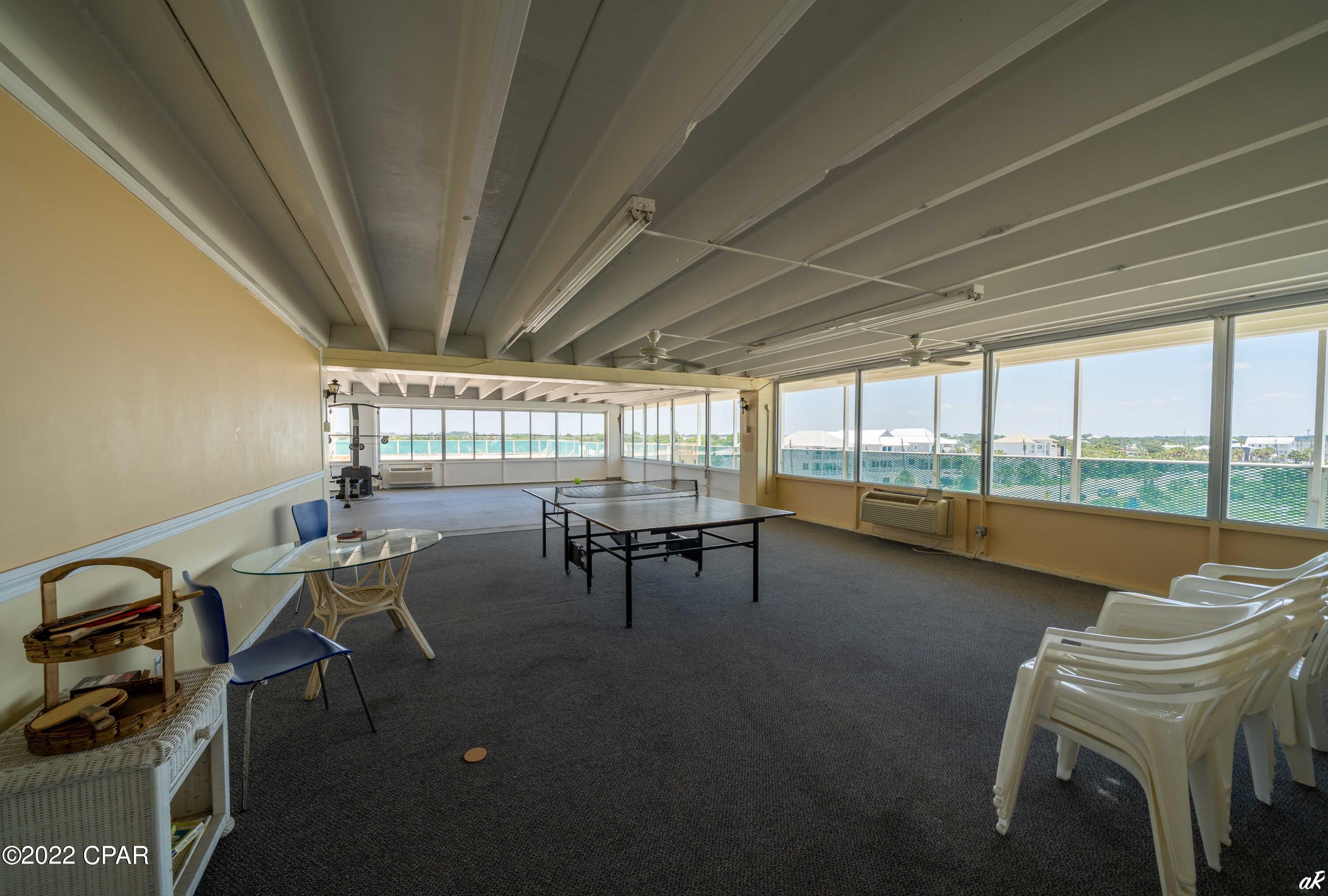 Fontainebleau Terrace - Residential